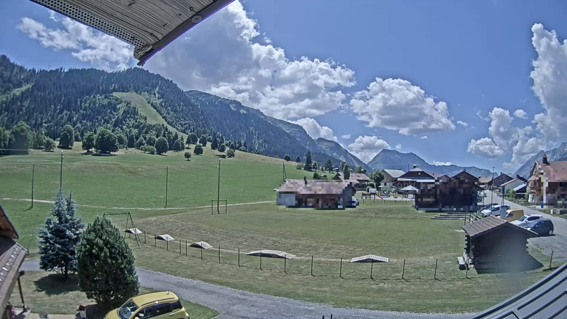 Col de Romme Village Live Cam - Bonneville, Haute-Savoie, Auvergne-Rhone-Alpes, France