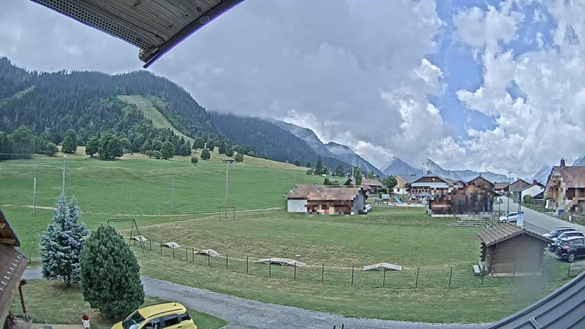 Col de Romme Village Live Cam - Bonneville, Haute-Savoie, Auvergne-Rhone-Alpes, France