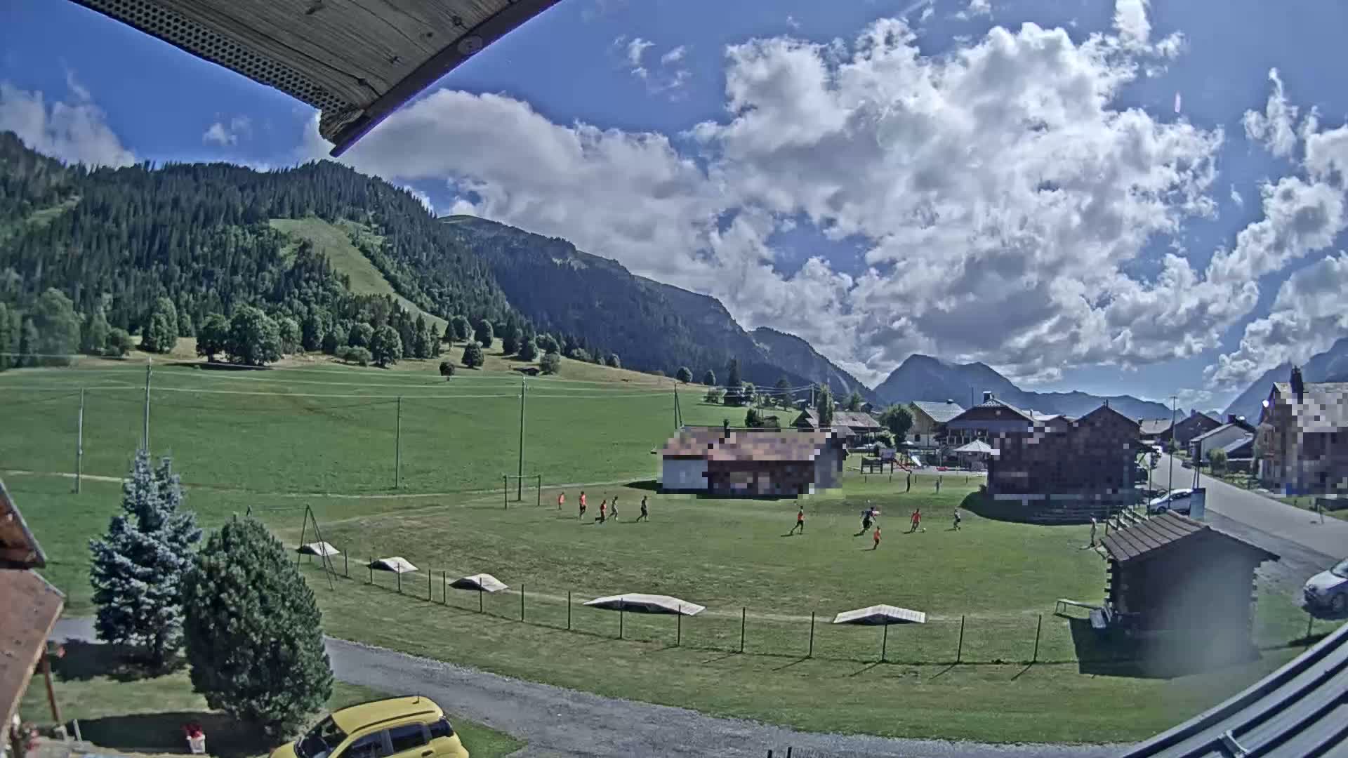 Col de Romme Village Live Cam - Bonneville, Haute-Savoie, Auvergne-Rhone-Alpes, France