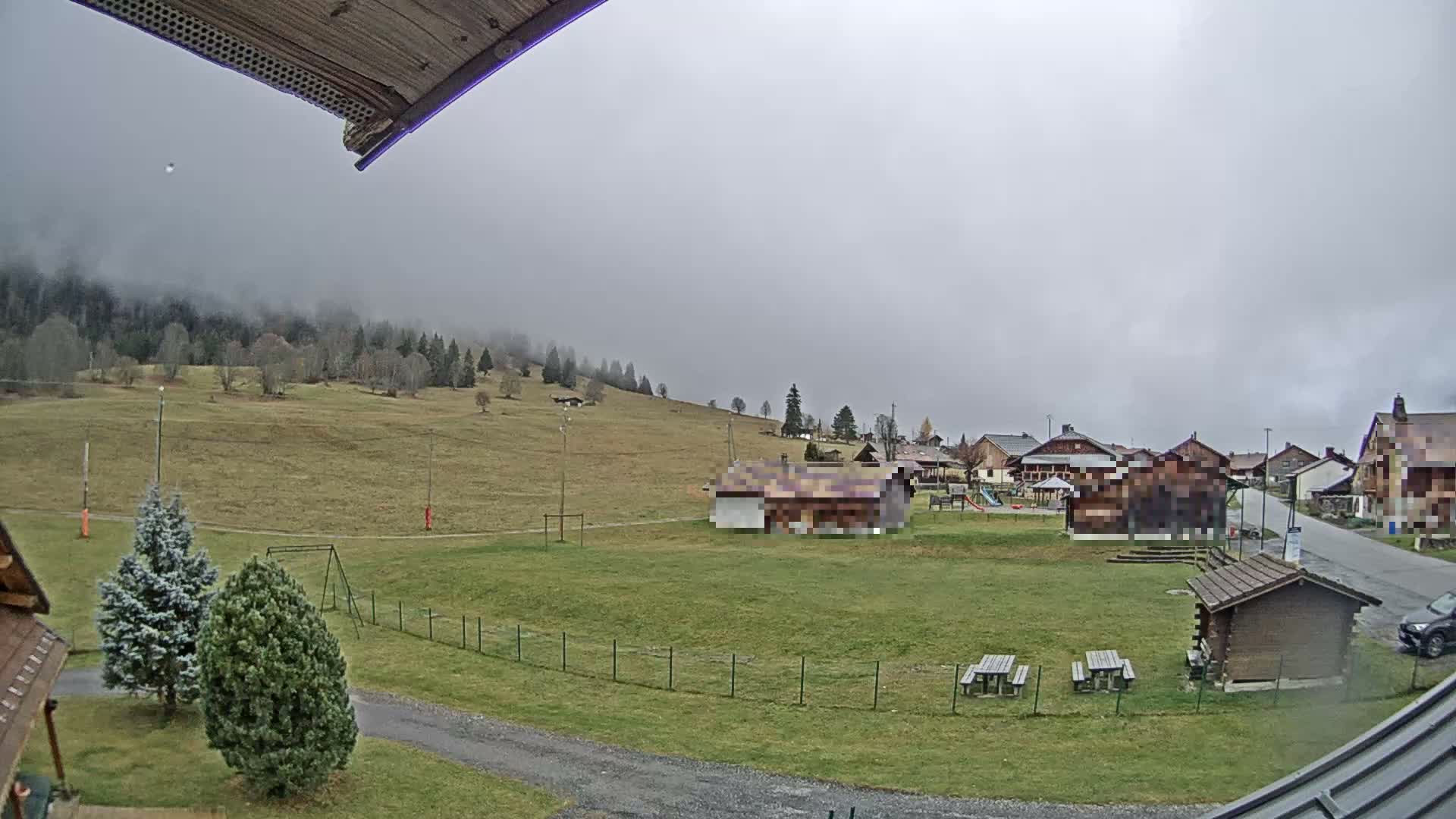 Col de Romme Village Live Cam - Bonneville, Haute-Savoie, Auvergne-Rhone-Alpes, France