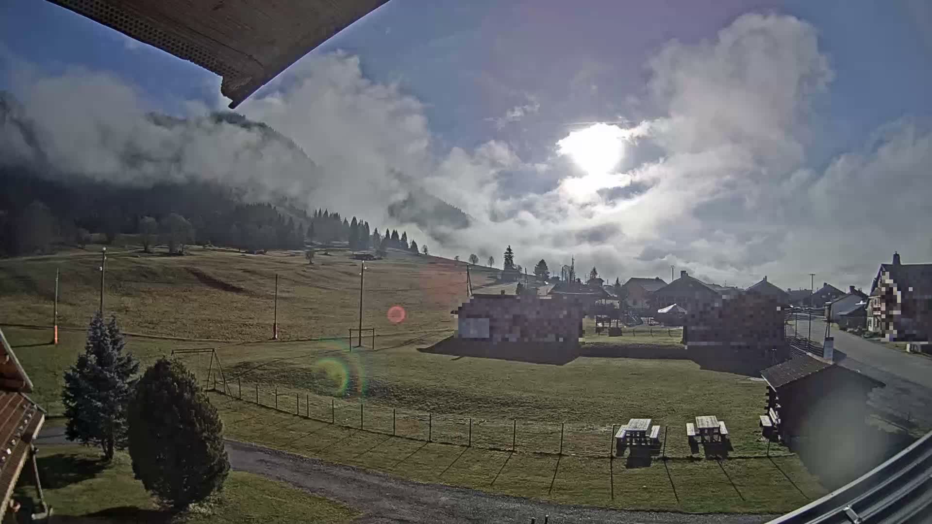 Col de Romme Village Live Cam - Bonneville, Haute-Savoie, Auvergne-Rhone-Alpes, France