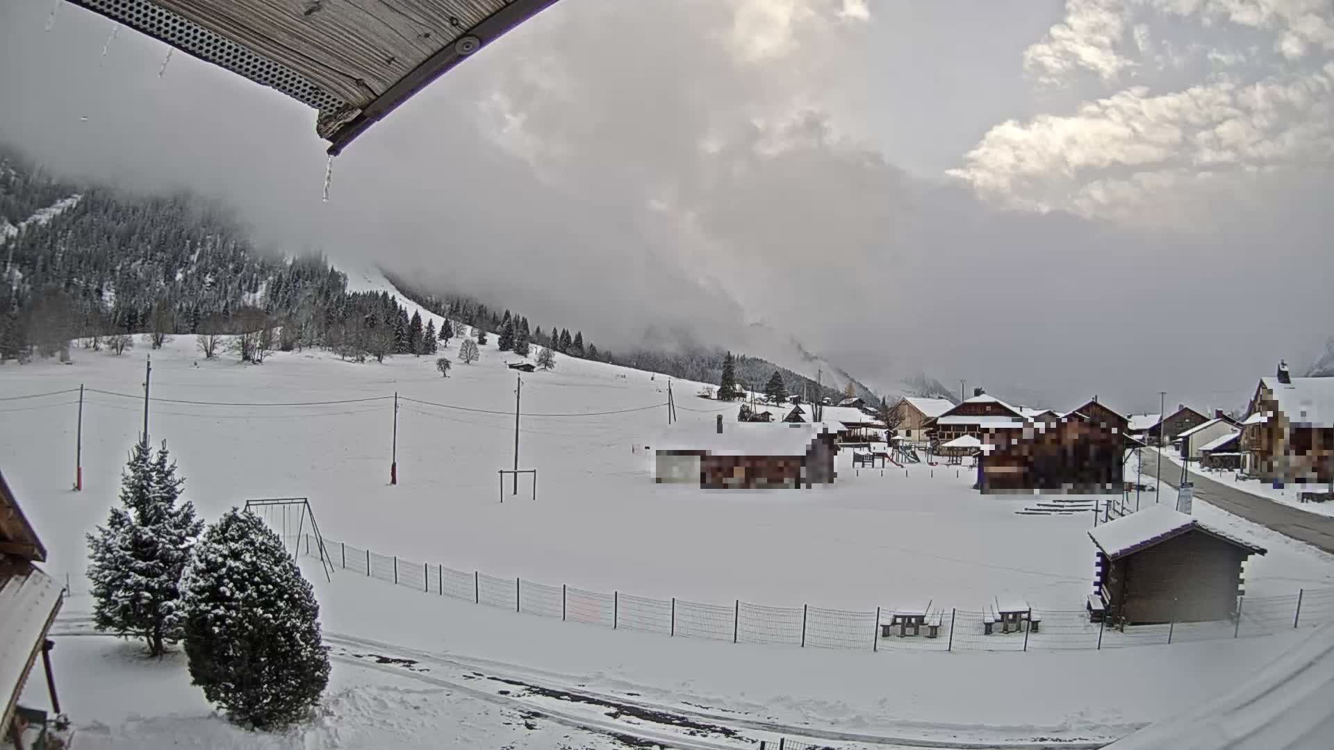 Col de Romme Village Live Cam - Bonneville, Haute-Savoie, Auvergne-Rhone-Alpes, France