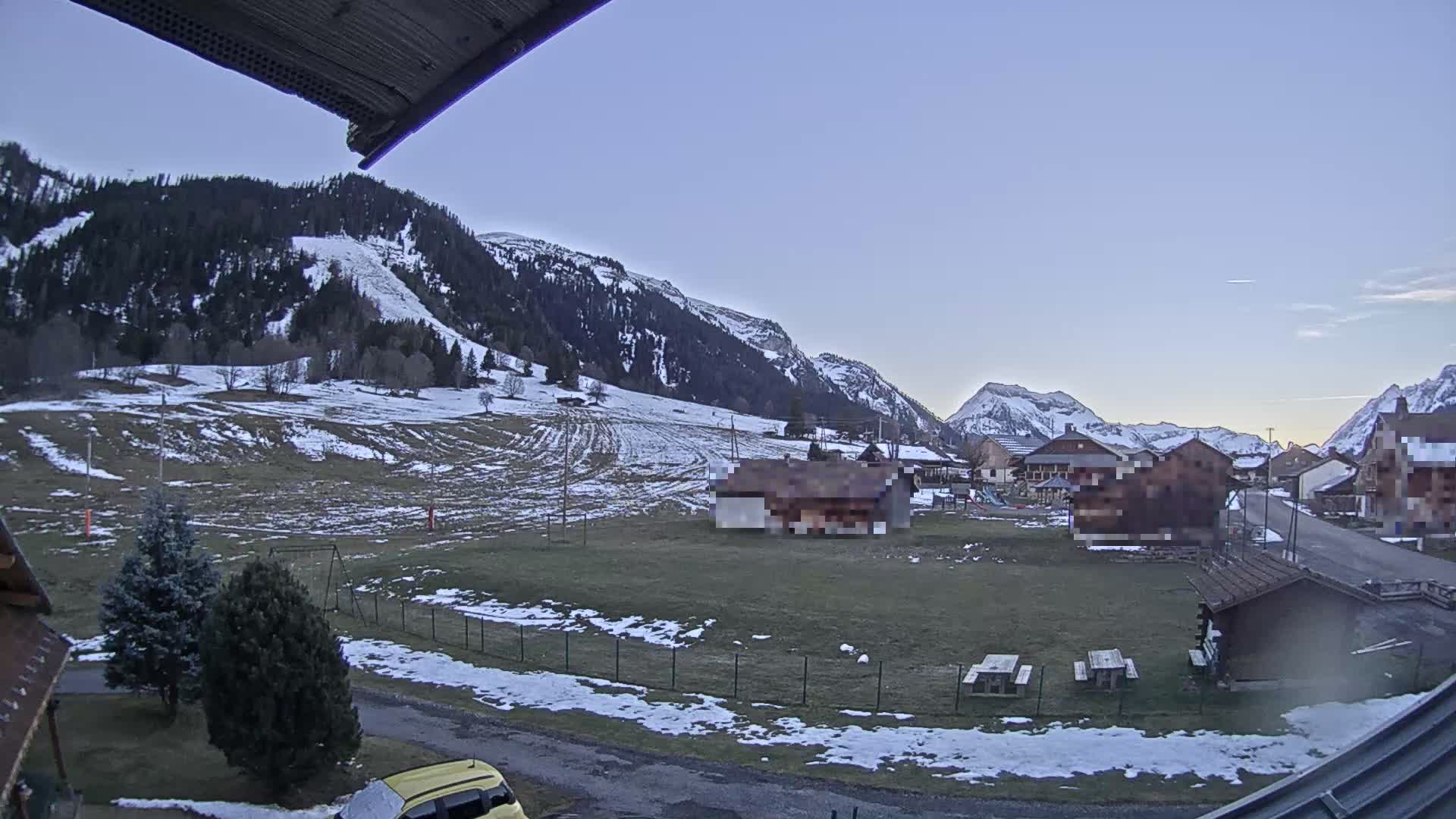 Col de Romme Village Live Cam - Bonneville, Haute-Savoie, Auvergne-Rhone-Alpes, France