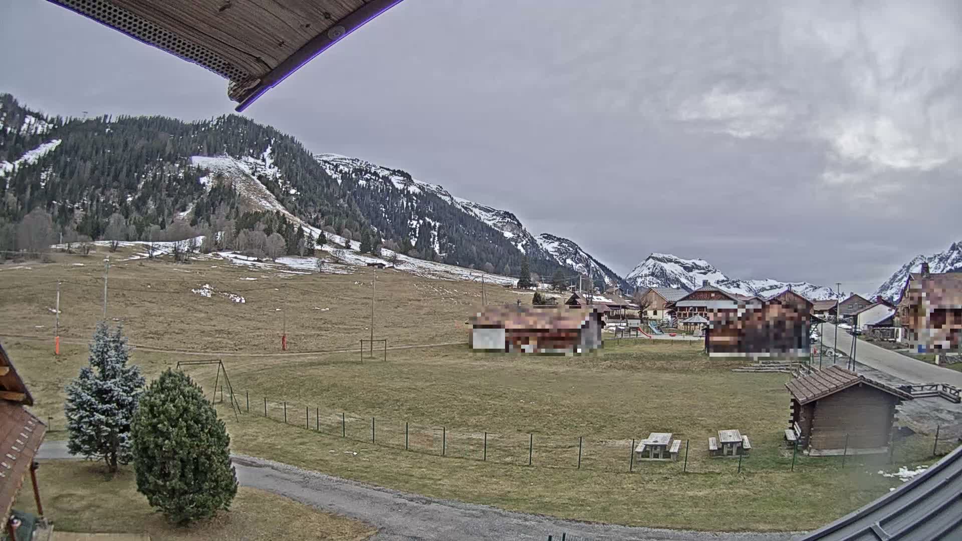 Col de Romme Village Live Cam - Bonneville, Haute-Savoie, Auvergne-Rhone-Alpes, France