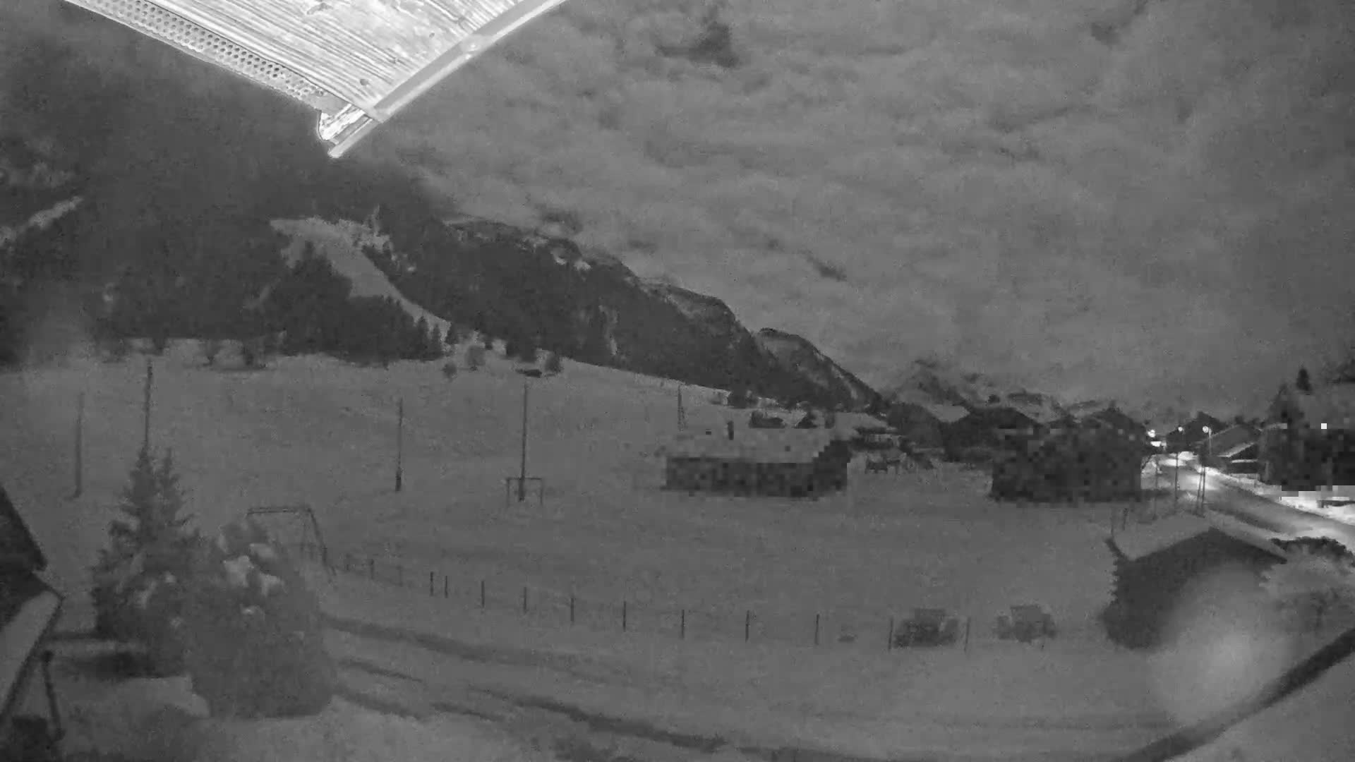 Col de Romme Village Live Cam - Bonneville, Haute-Savoie, Auvergne-Rhone-Alpes, France