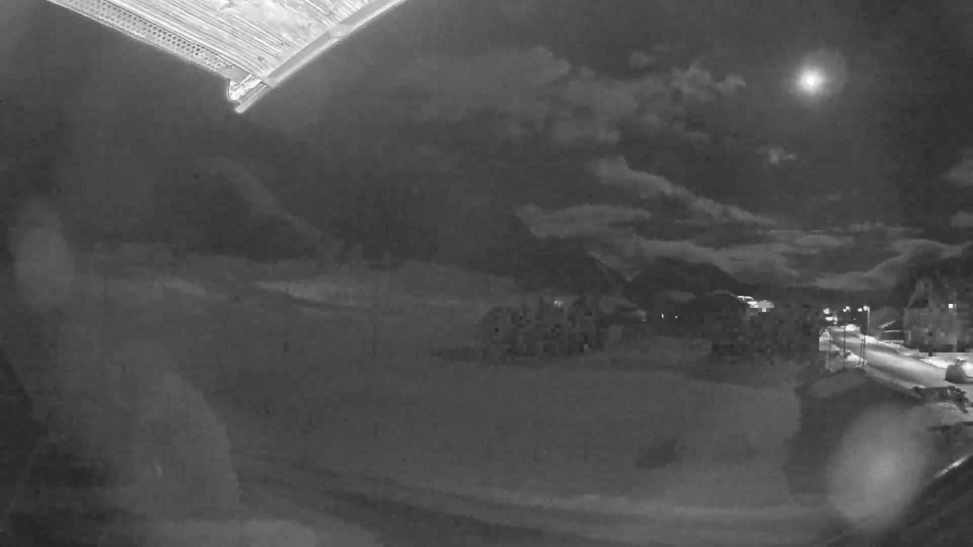 Col de Romme Village Live Cam - Bonneville, Haute-Savoie, Auvergne-Rhone-Alpes, France