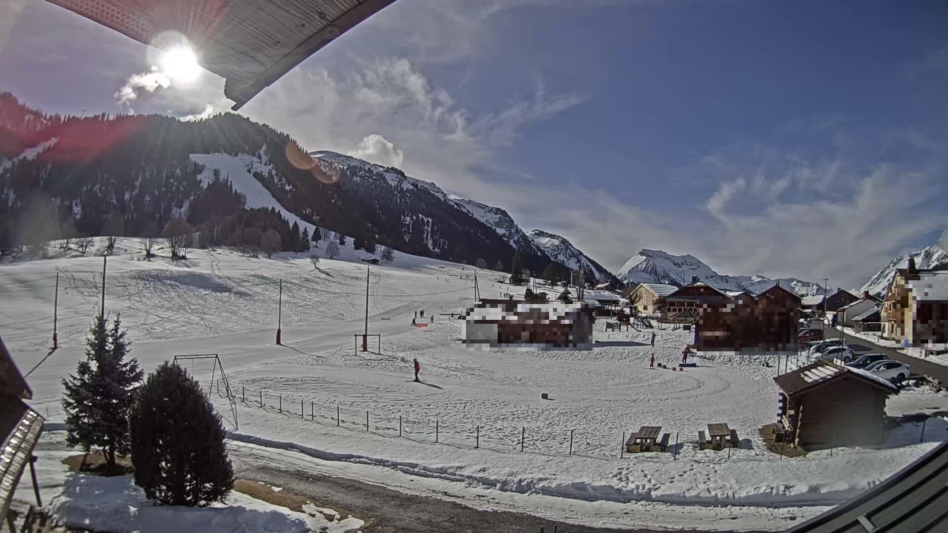 Col de Romme Village Live Cam - Bonneville, Haute-Savoie, Auvergne-Rhone-Alpes, France