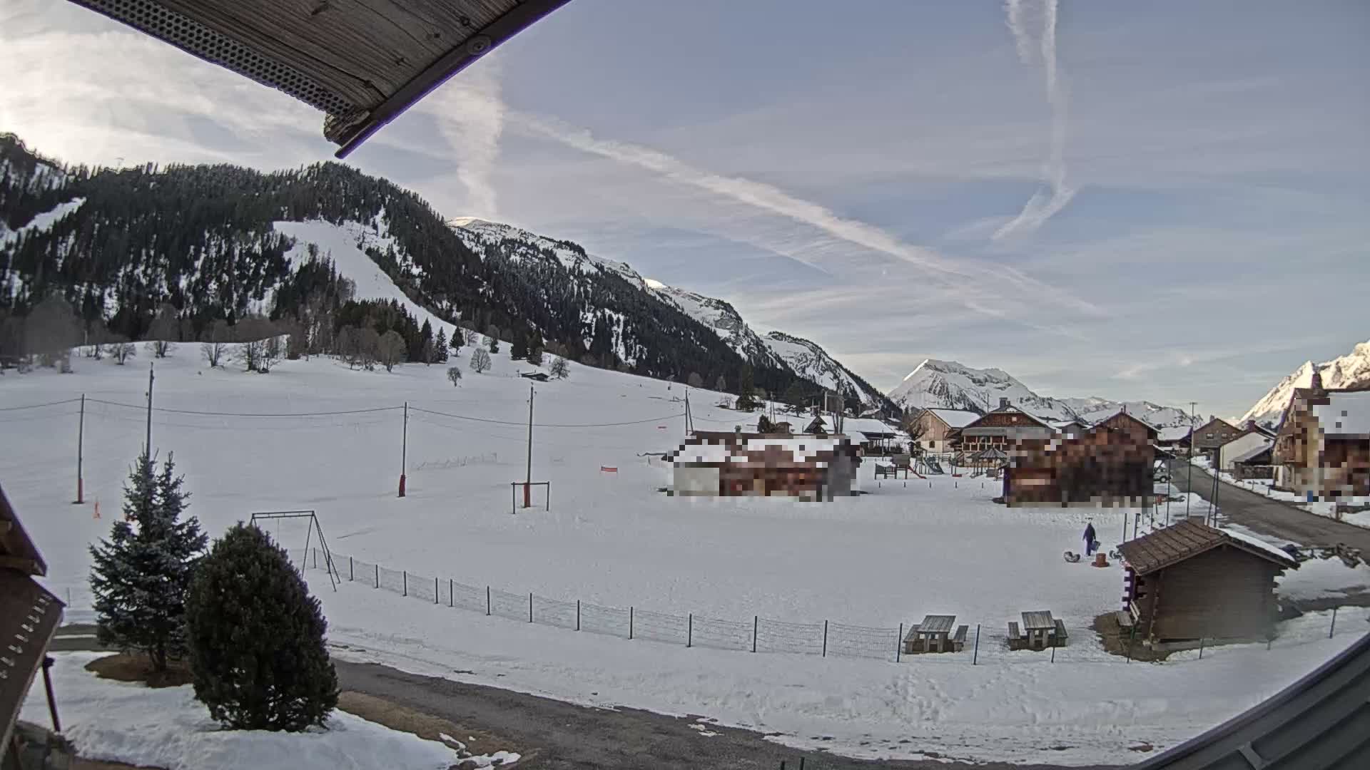 Col de Romme Village Live Cam - Bonneville, Haute-Savoie, Auvergne-Rhone-Alpes, France