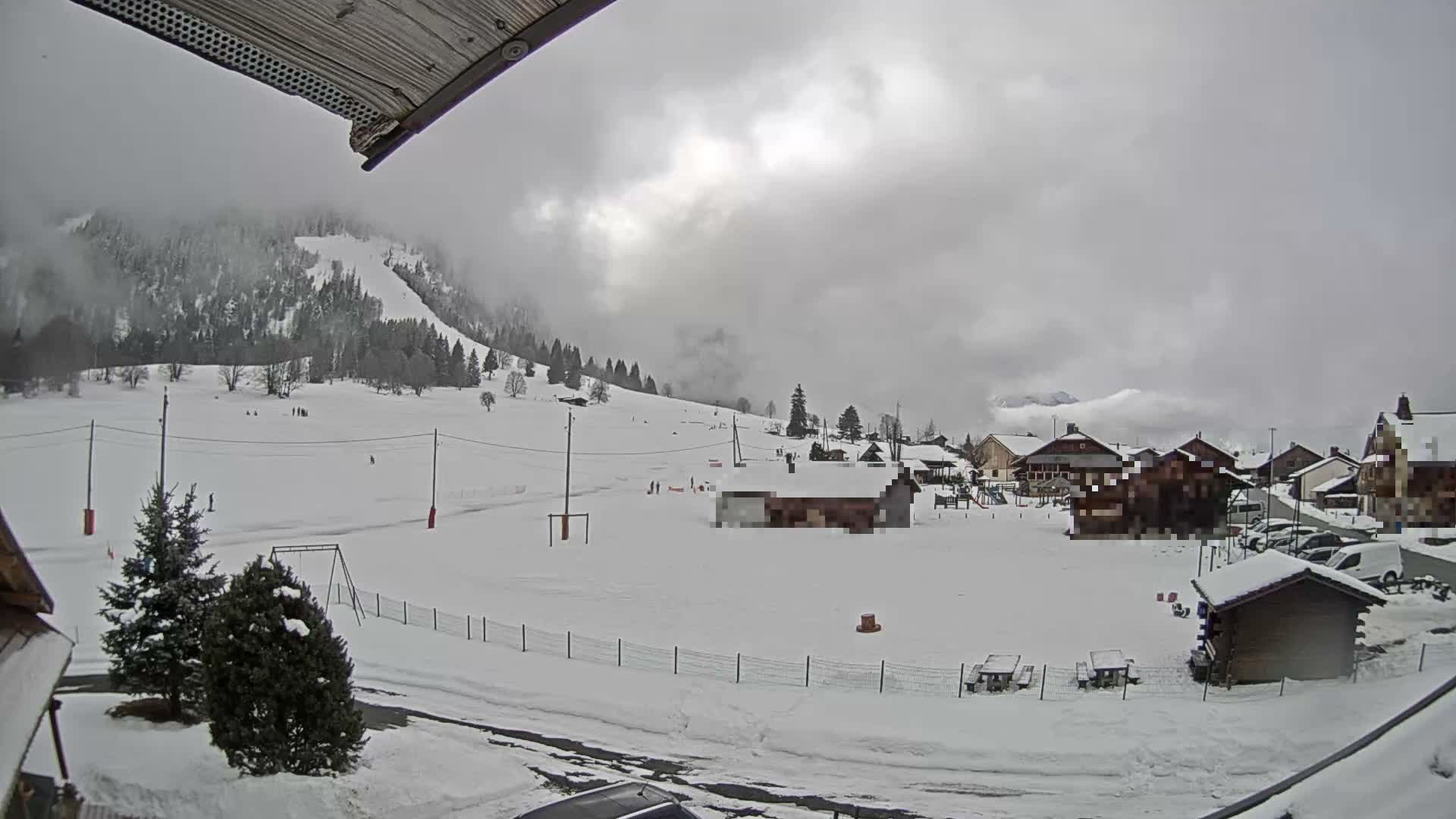 Col de Romme Village Live Cam - Bonneville, Haute-Savoie, Auvergne-Rhone-Alpes, France