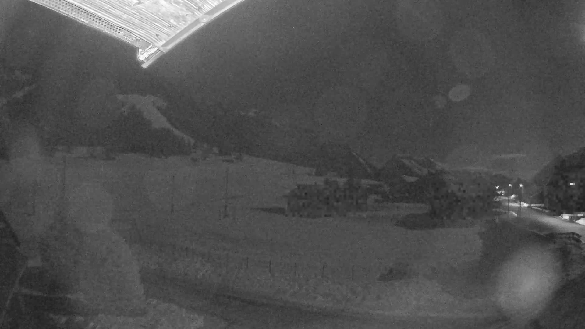 Col de Romme Village Live Cam - Bonneville, Haute-Savoie, Auvergne-Rhone-Alpes, France