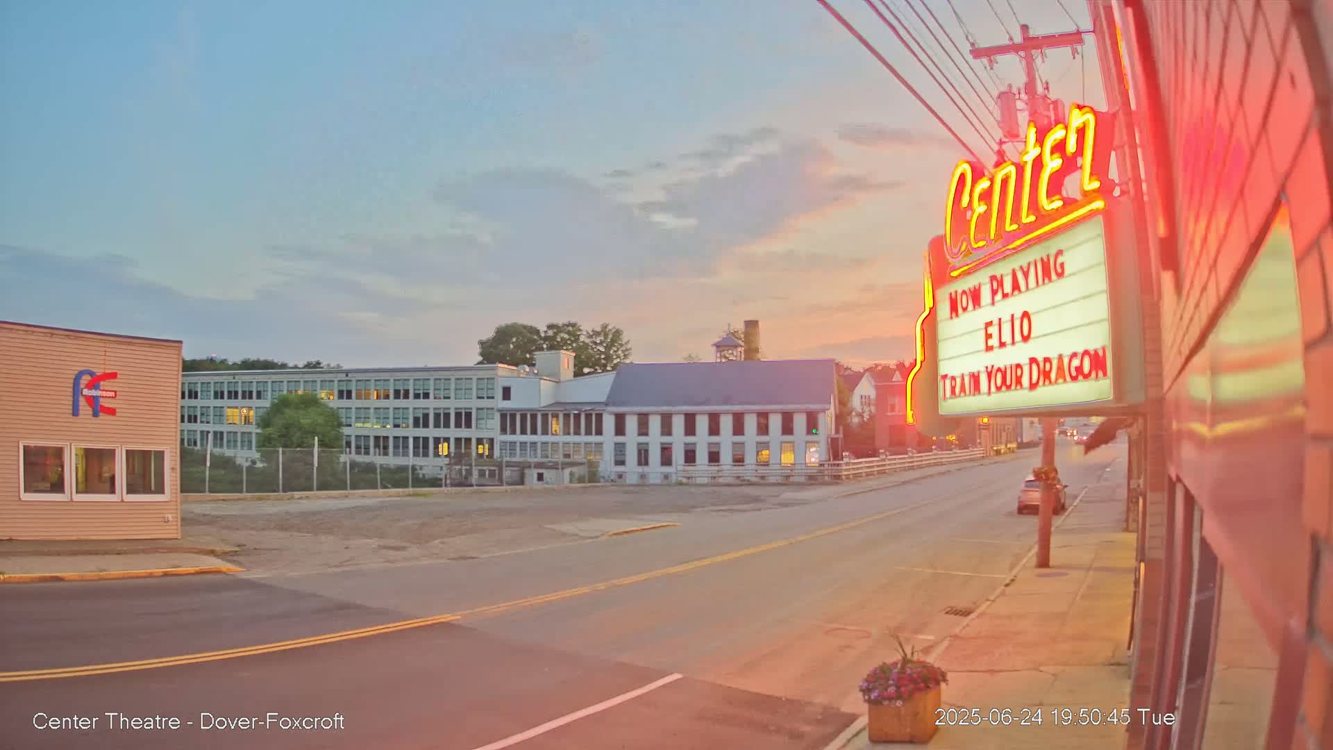 Dover-Foxcroft, Main St. Live Cam - Maine, USA