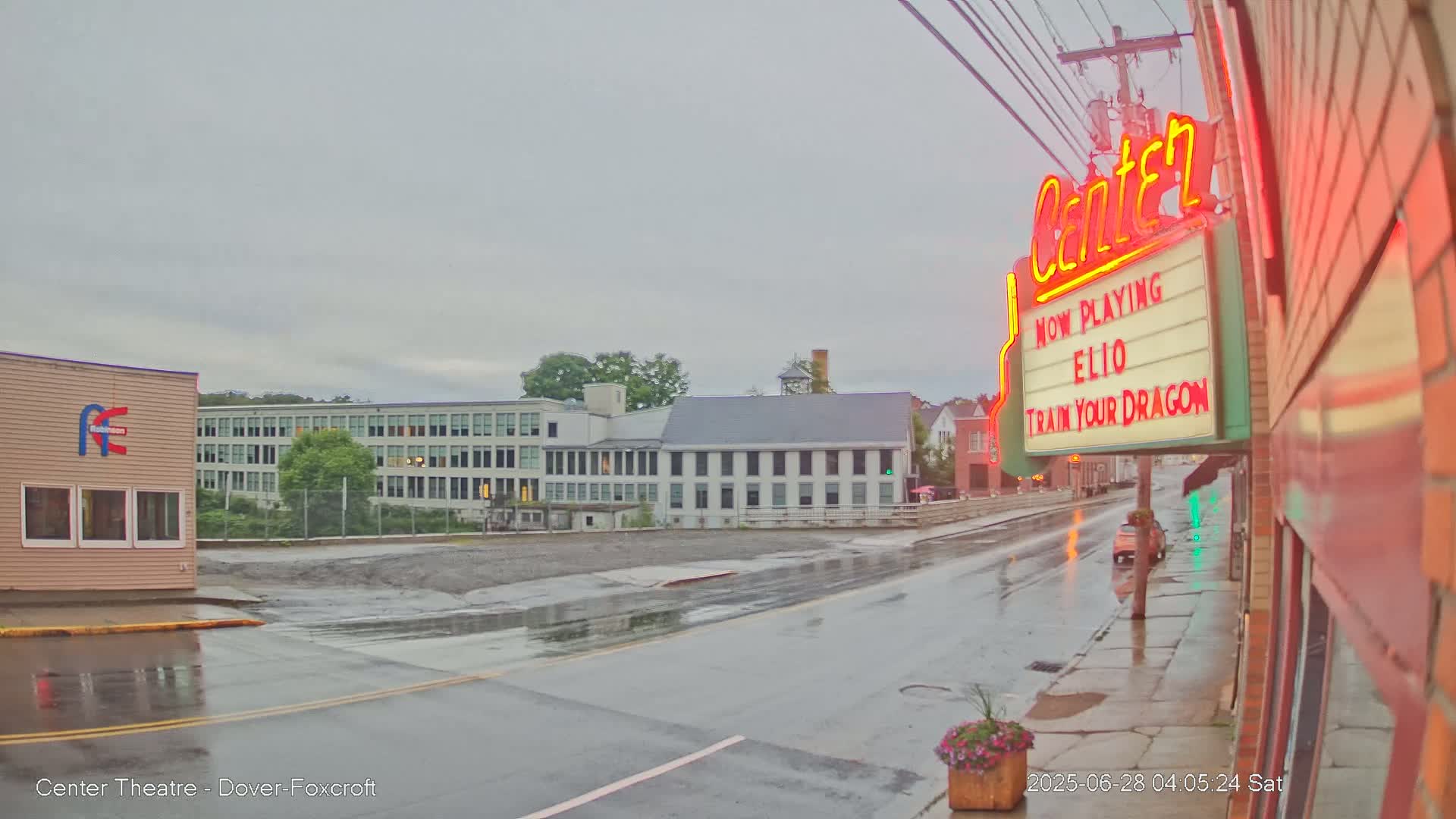 Dover-Foxcroft, Main St. Live Cam - Maine, USA