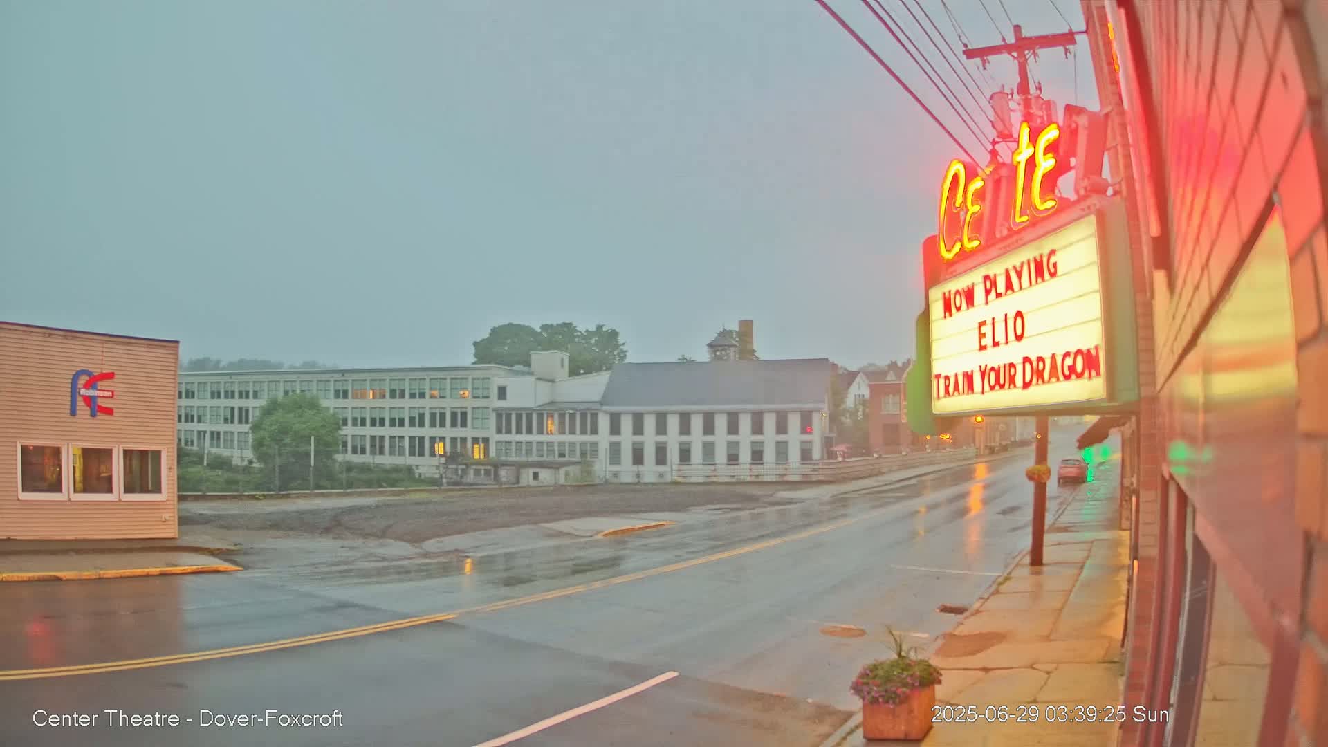 Dover-Foxcroft, Main St. Live Cam - Maine, USA
