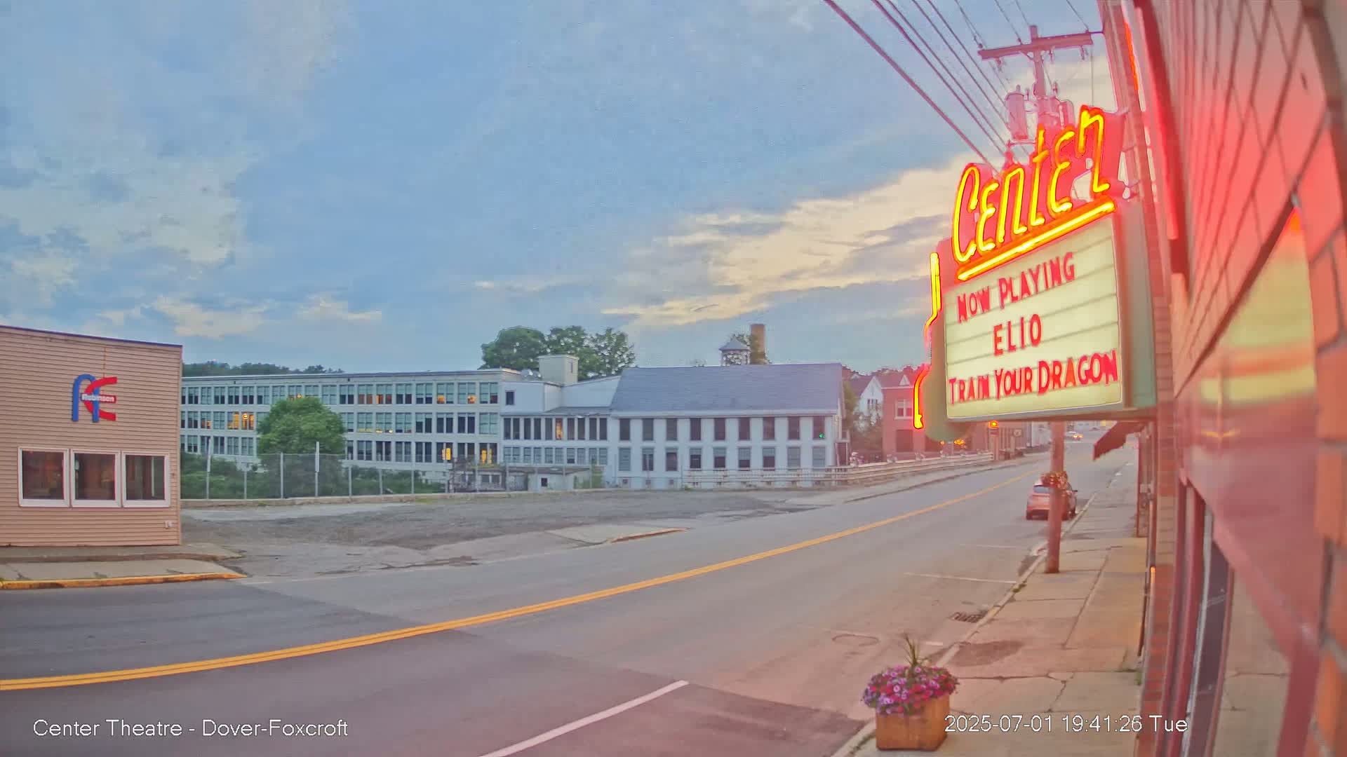 Dover-Foxcroft, Main St. Live Cam - Maine, USA