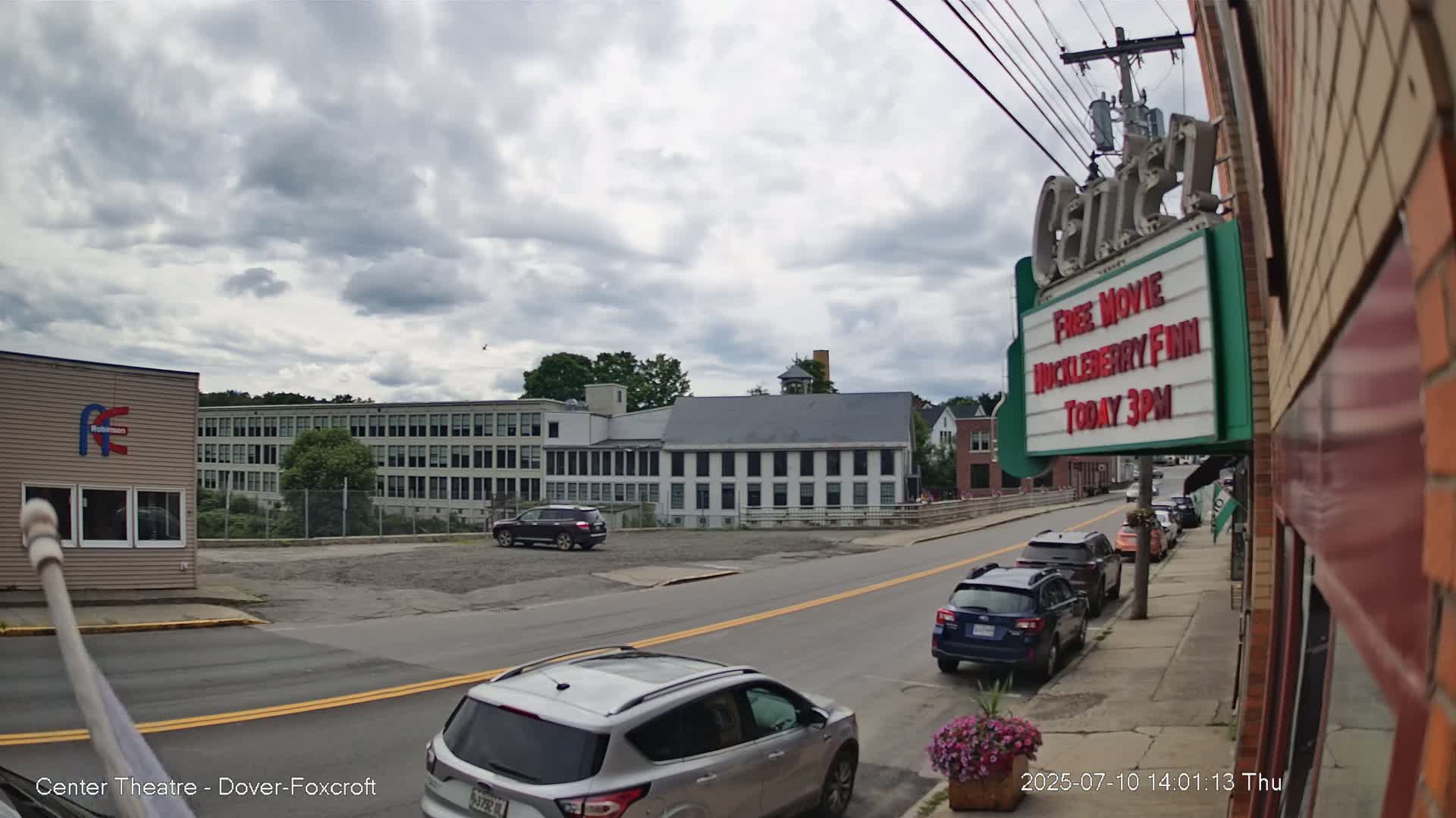 Dover-Foxcroft, Main St. Live Cam - Maine, USA