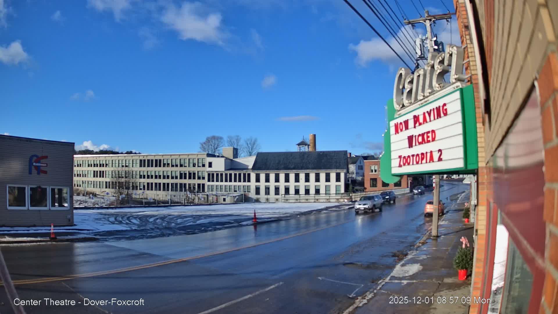 Dover-Foxcroft, Main St. Live Cam - Maine, USA