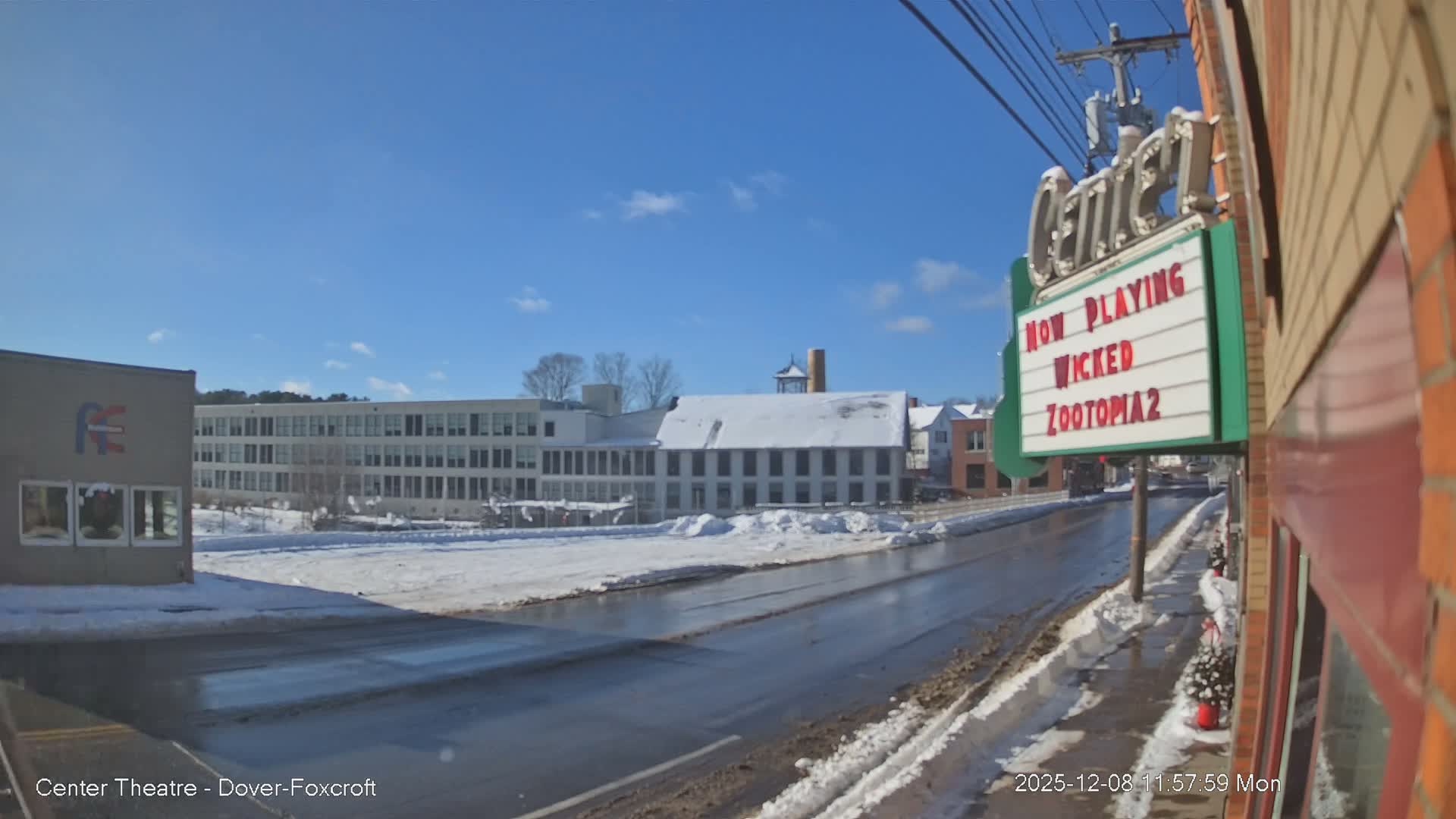 Dover-Foxcroft, Main St. Live Cam - Maine, USA