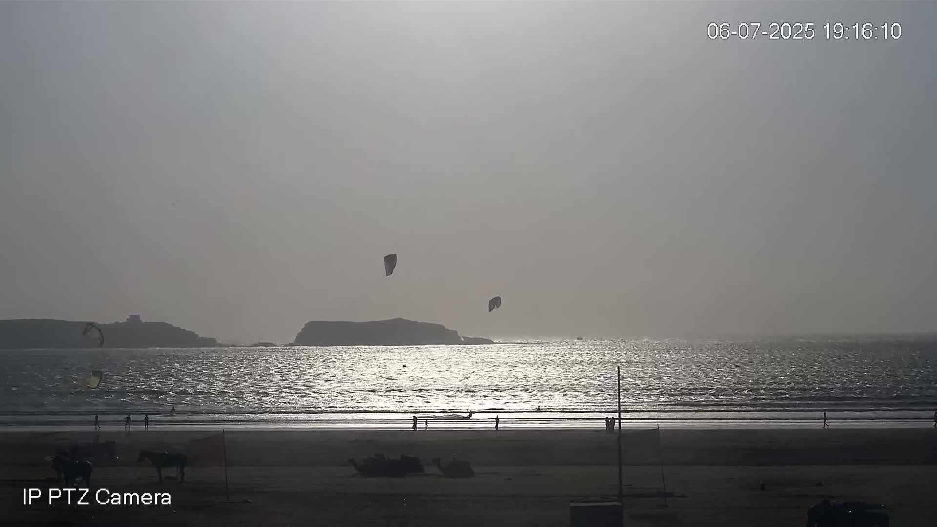 Essaouira- Suweyr, Plage Targathe Beach Live Cam - Essaouira, Safi, Marrakesh-Safi, Morocco