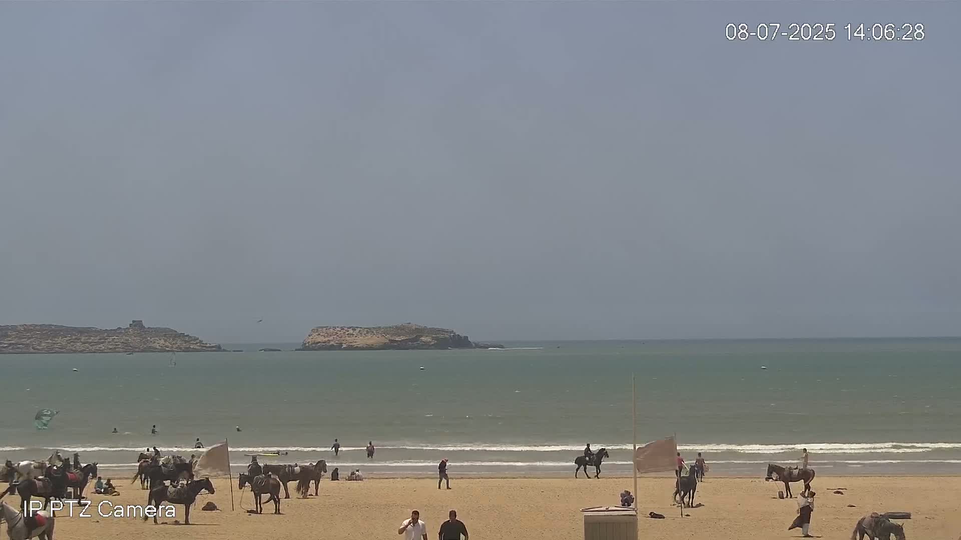 Essaouira- Suweyr, Plage Targathe Beach Live Cam - Essaouira, Safi, Marrakesh-Safi, Morocco