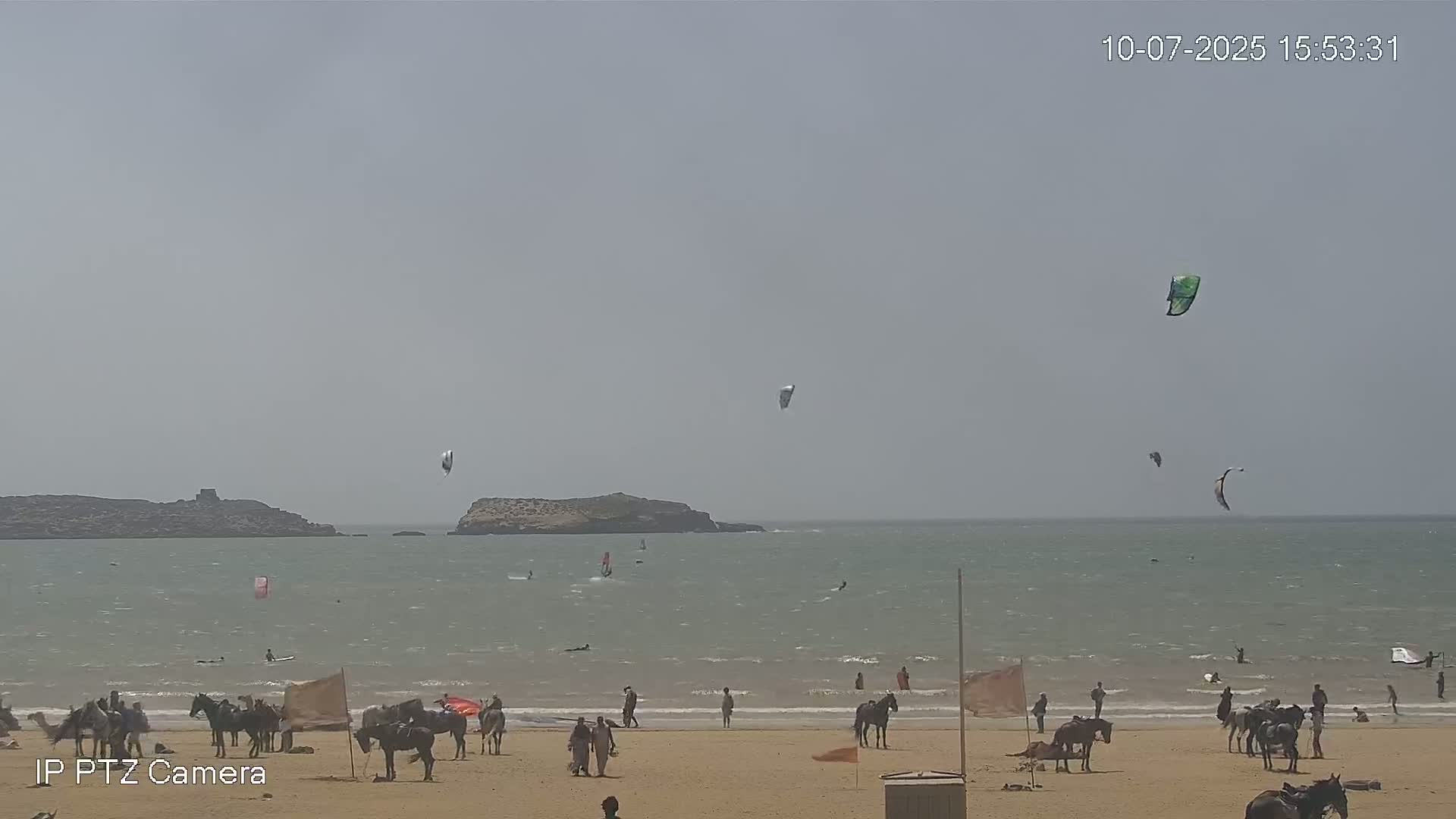 Essaouira- Suweyr, Plage Targathe Beach Live Cam - Essaouira, Safi, Marrakesh-Safi, Morocco