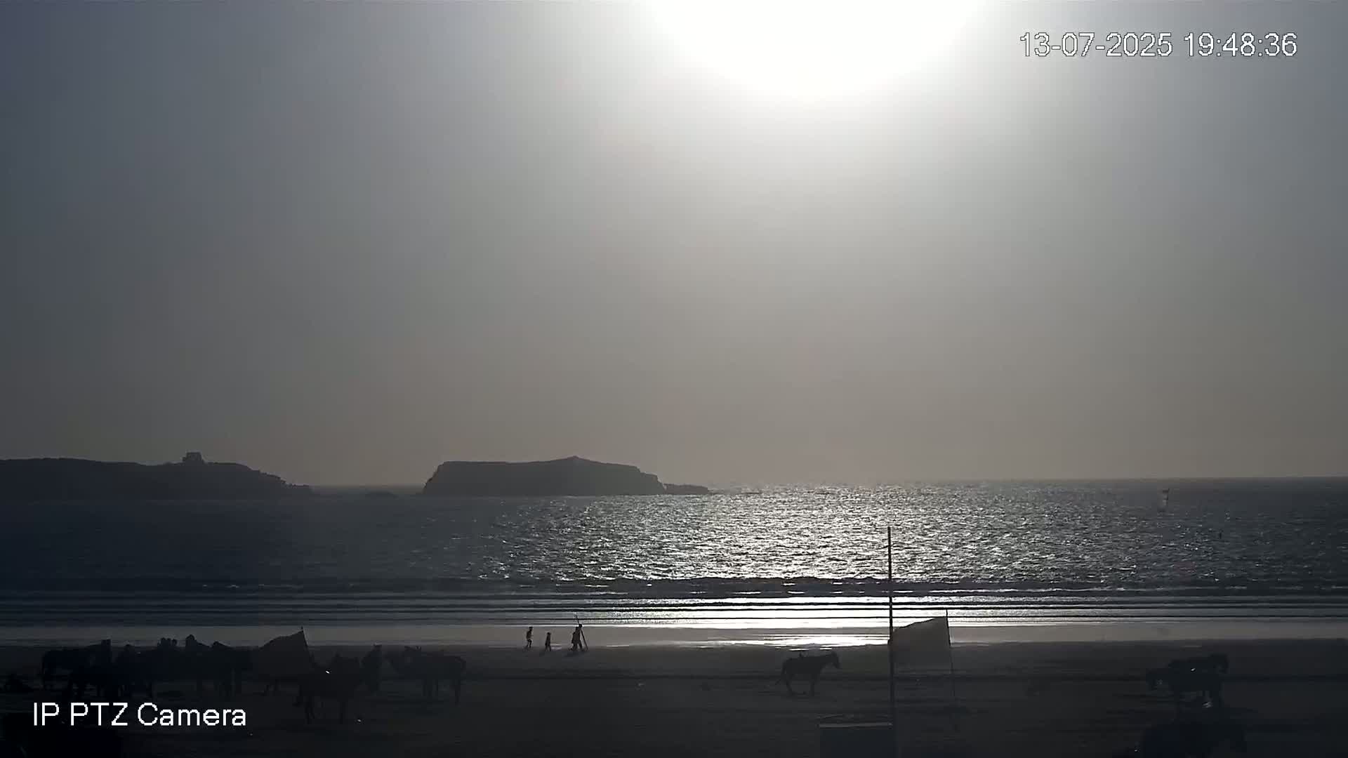 Essaouira- Suweyr, Plage Targathe Beach Live Cam - Essaouira, Safi, Marrakesh-Safi, Morocco