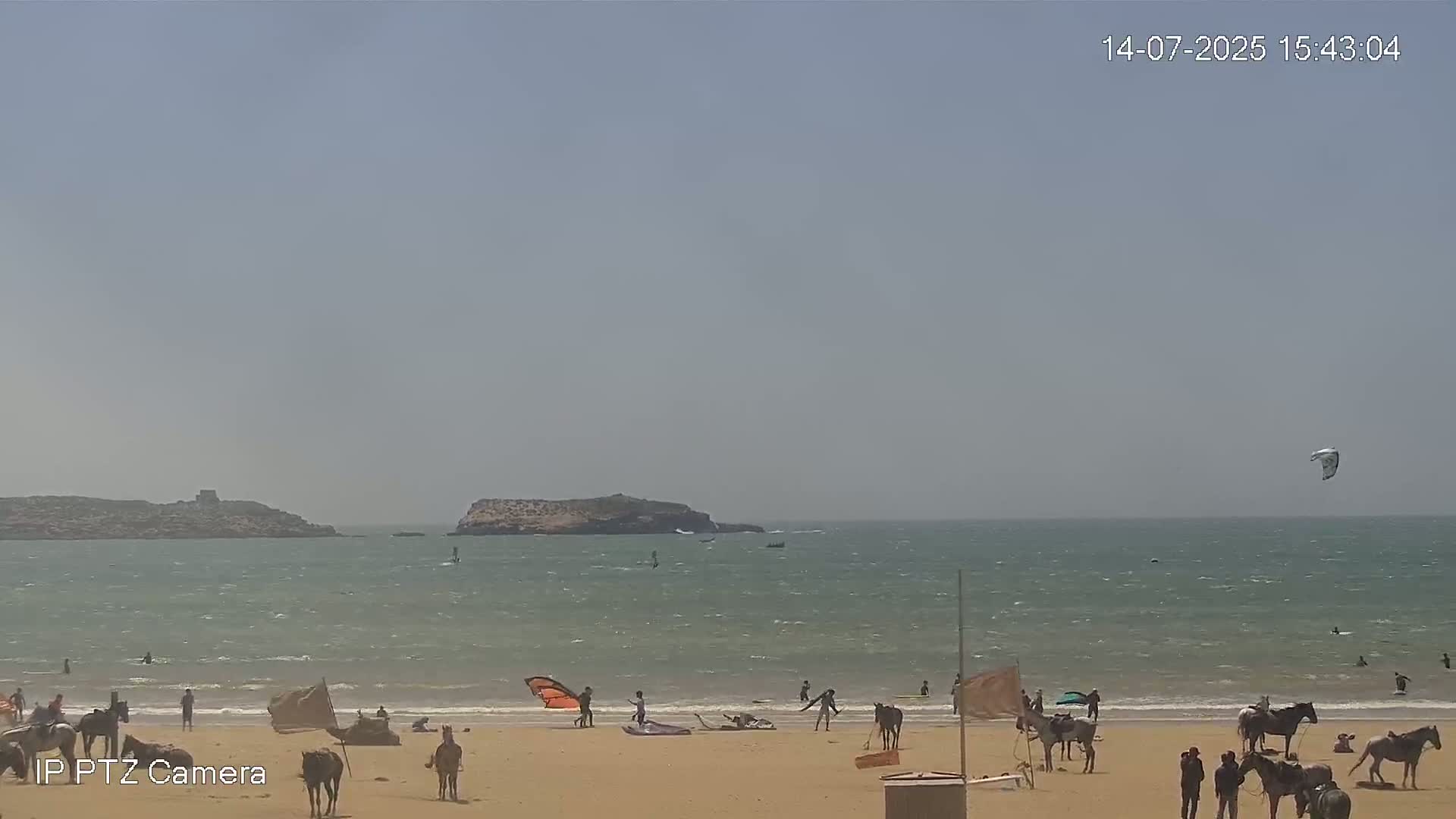 Essaouira- Suweyr, Plage Targathe Beach Live Cam - Essaouira, Safi, Marrakesh-Safi, Morocco