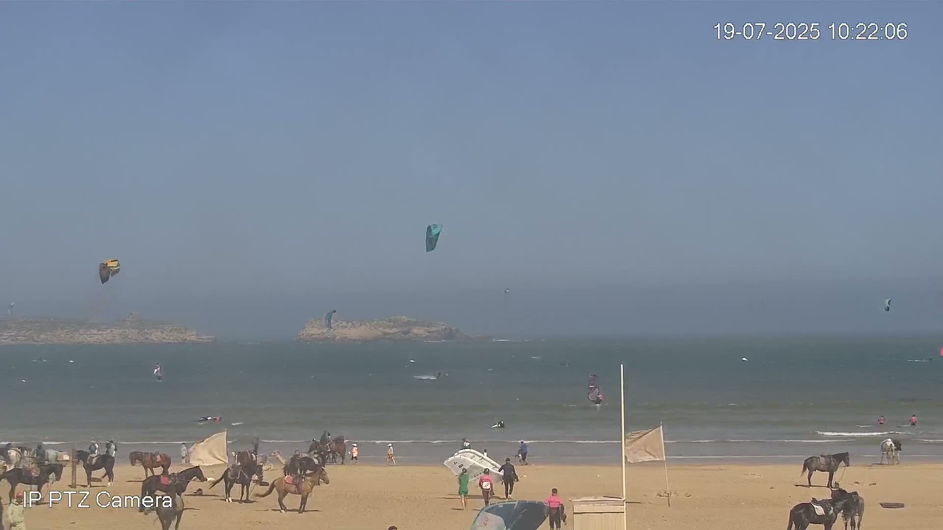 Essaouira- Suweyr, Plage Targathe Beach Live Cam - Essaouira, Safi, Marrakesh-Safi, Morocco
