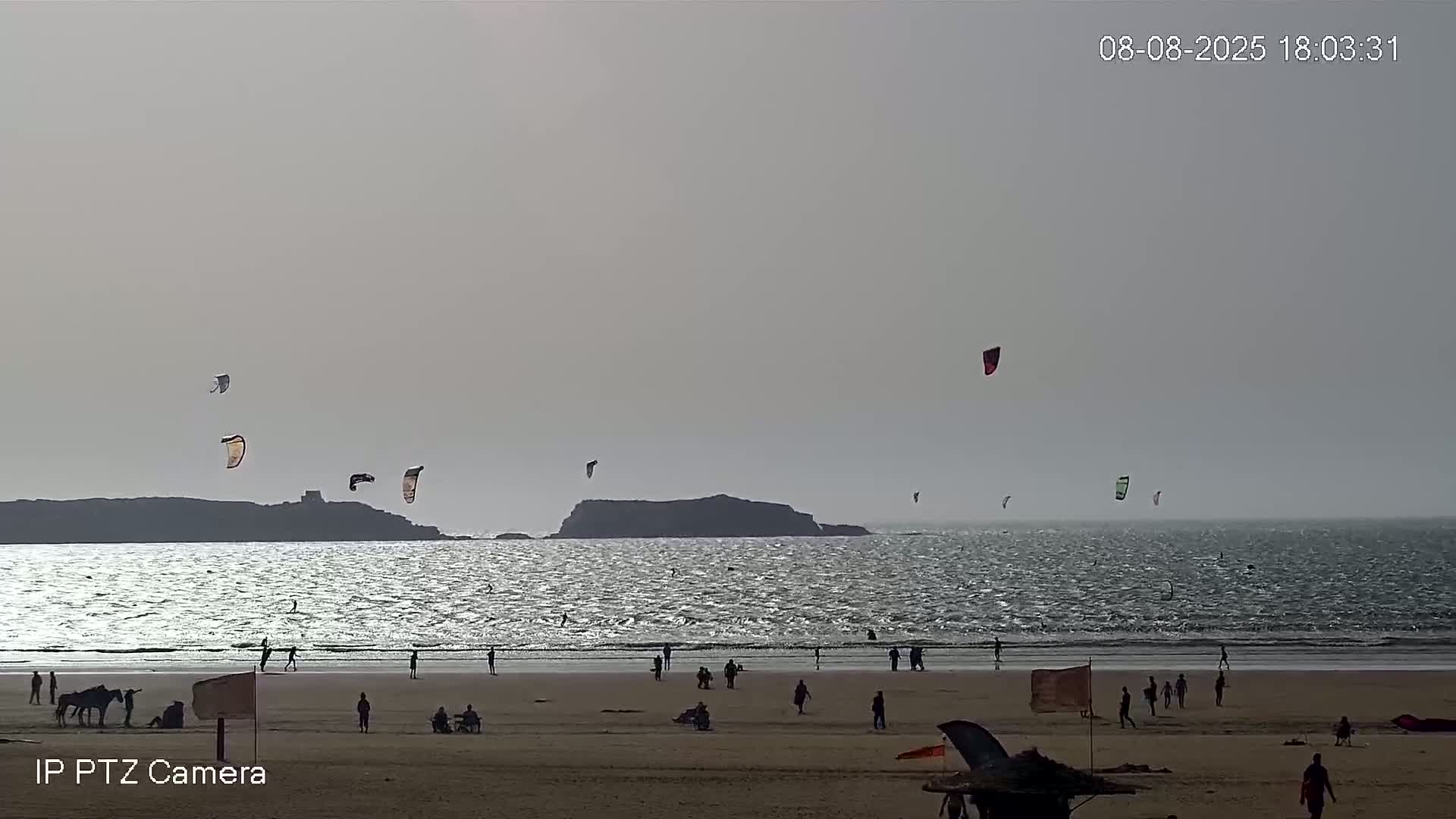 Essaouira- Suweyr, Plage Targathe Beach Live Cam - Essaouira, Safi, Marrakesh-Safi, Morocco