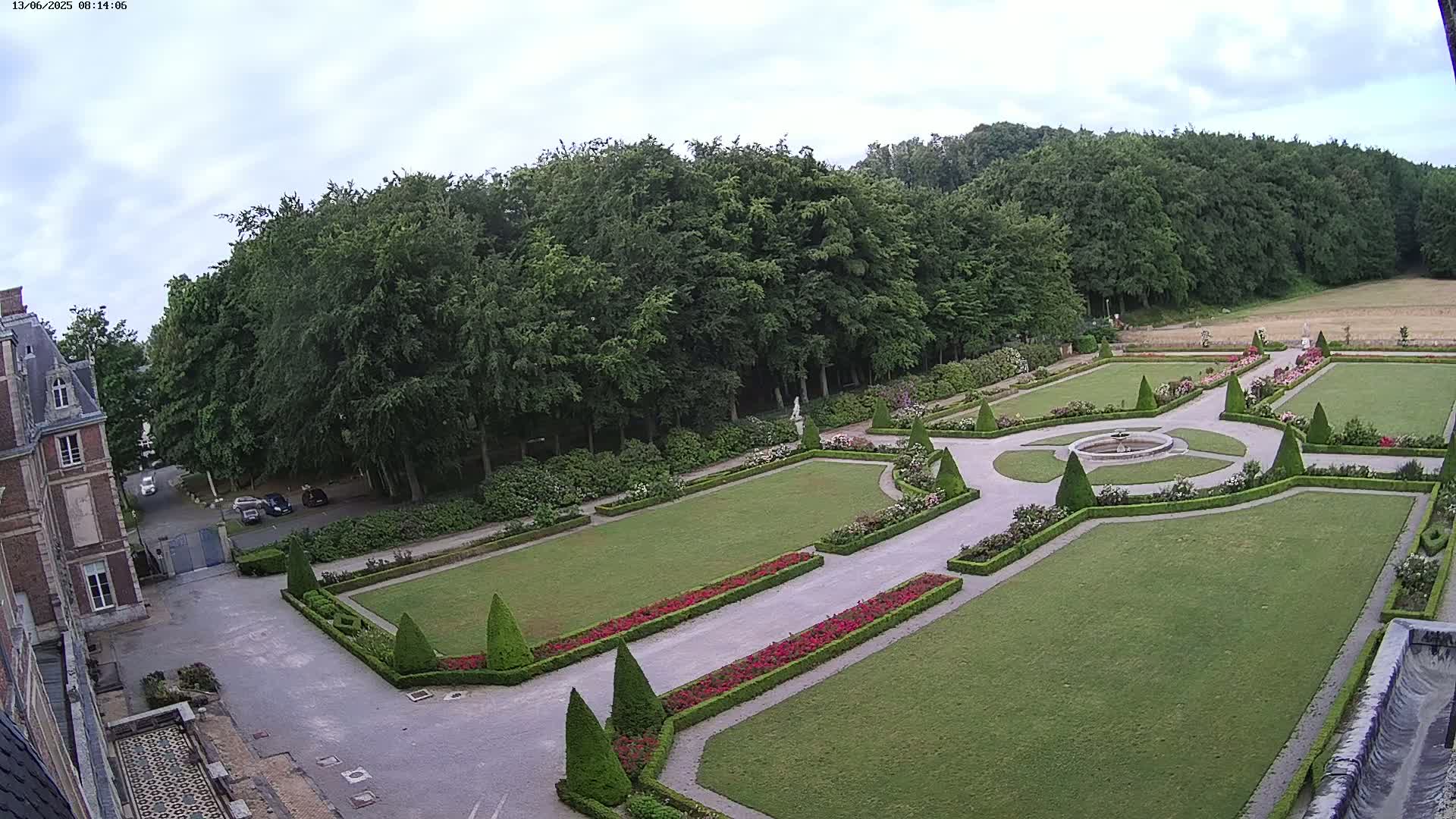 Saint-Omer- Jardin à la française (French Garden) Live Cam - Saint-Omer, Pas-de-Calais, Hauts-de-France, France