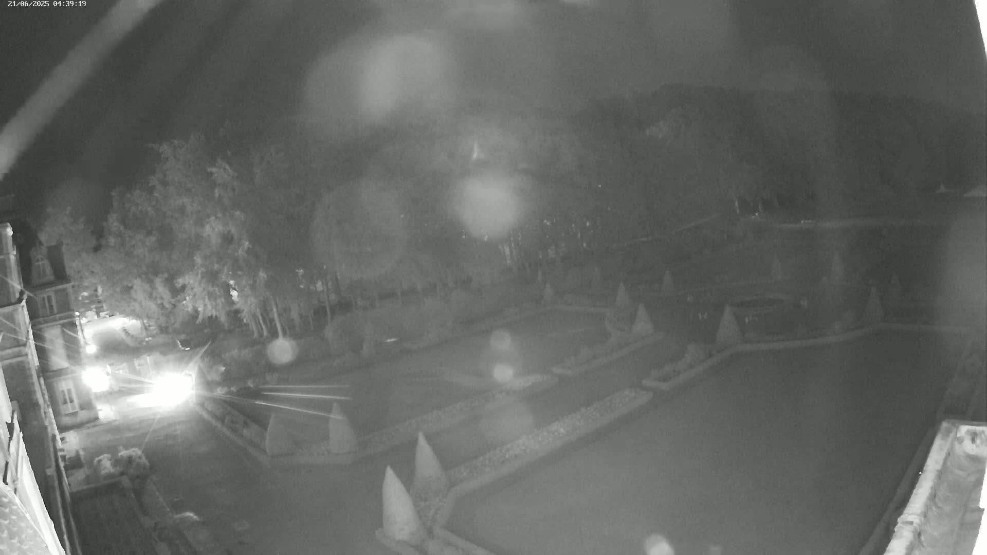 Saint-Omer- Jardin à la française (French Garden) Live Cam - Saint-Omer, Pas-de-Calais, Hauts-de-France, France