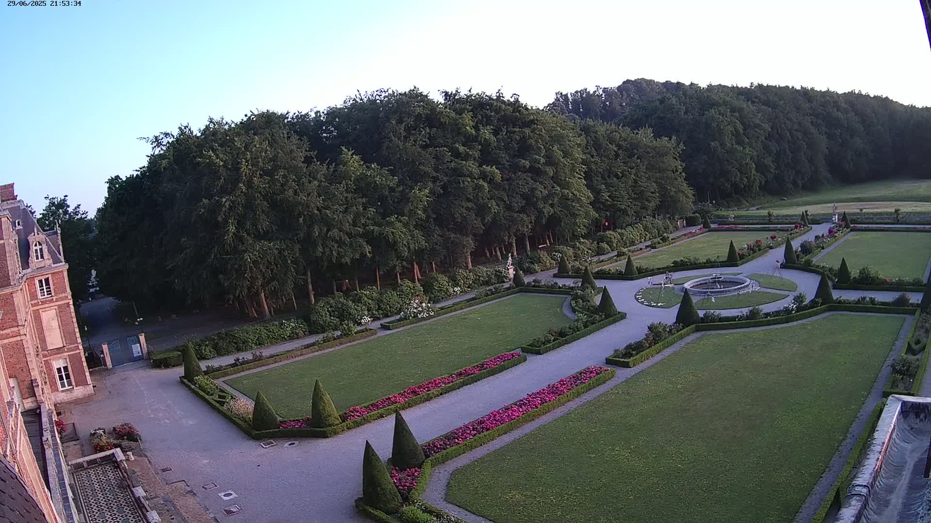Saint-Omer- Jardin à la française (French Garden) Live Cam - Saint-Omer, Pas-de-Calais, Hauts-de-France, France