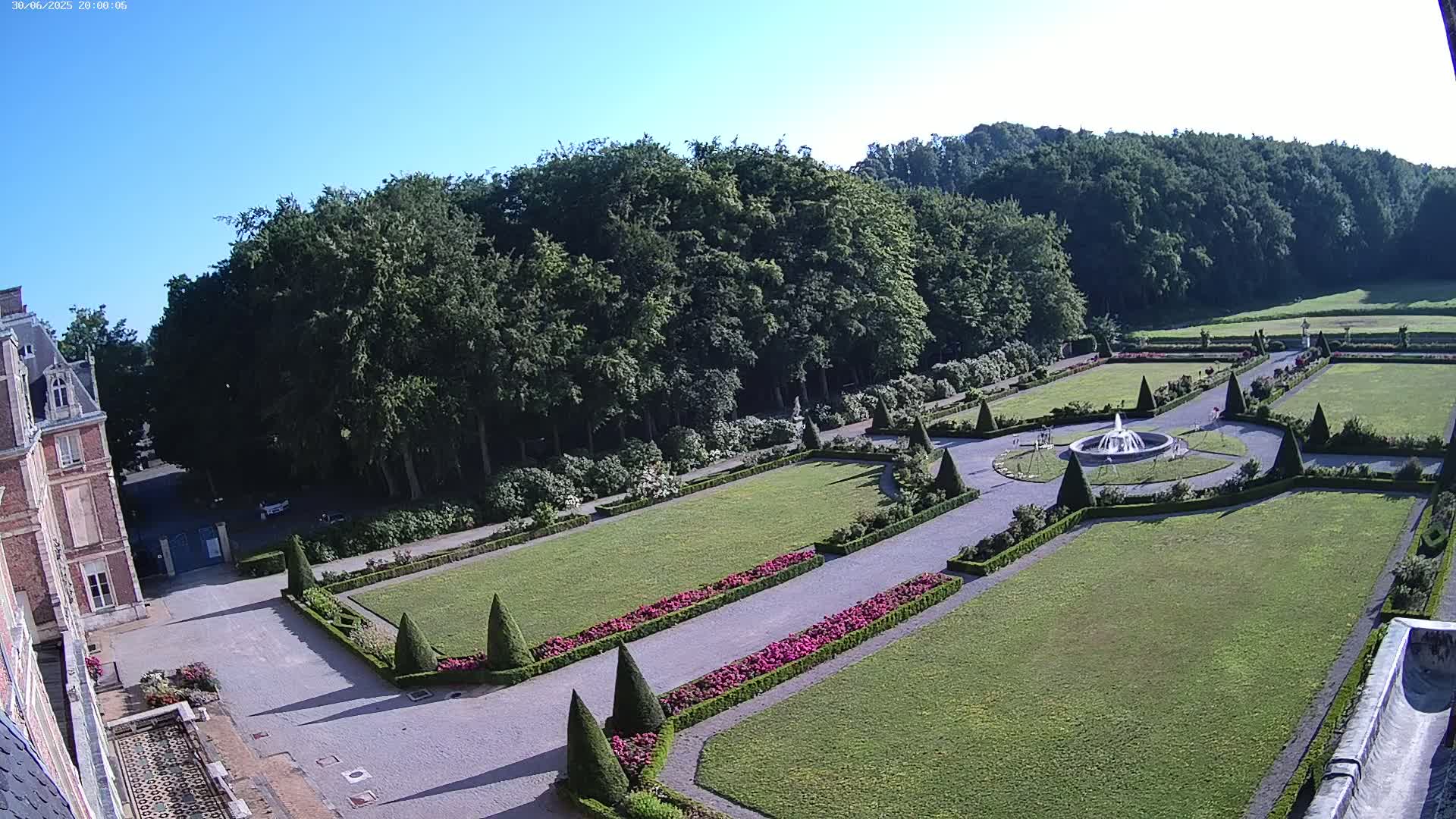 Saint-Omer- Jardin à la française (French Garden) Live Cam - Saint-Omer, Pas-de-Calais, Hauts-de-France, France