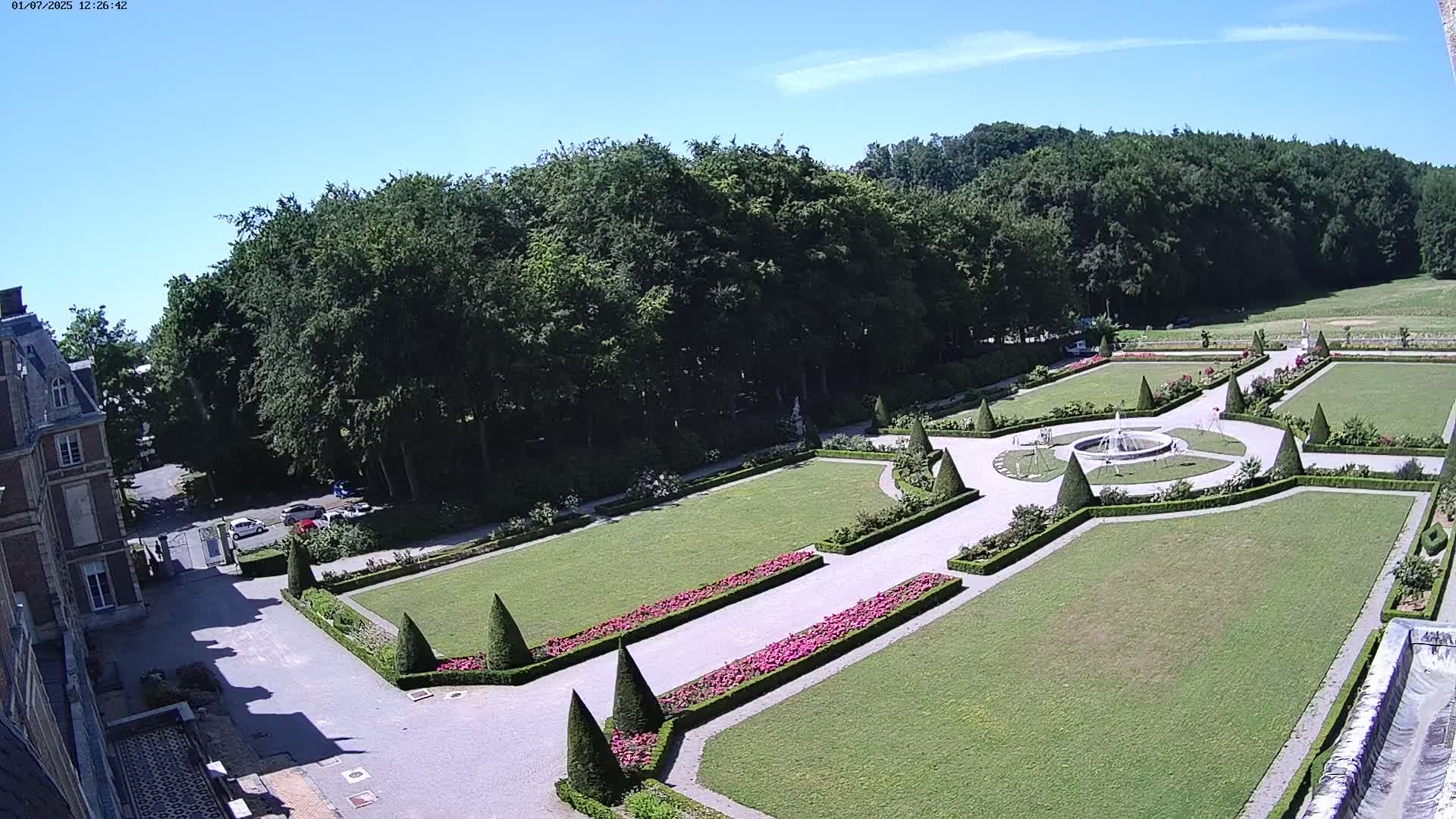 Saint-Omer- Jardin à la française (French Garden) Live Cam - Saint-Omer, Pas-de-Calais, Hauts-de-France, France