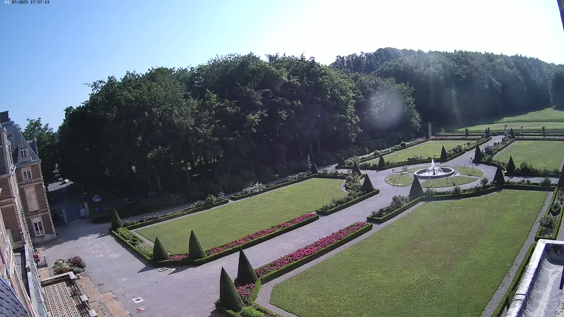 Saint-Omer- Jardin à la française (French Garden) Live Cam - Saint-Omer, Pas-de-Calais, Hauts-de-France, France