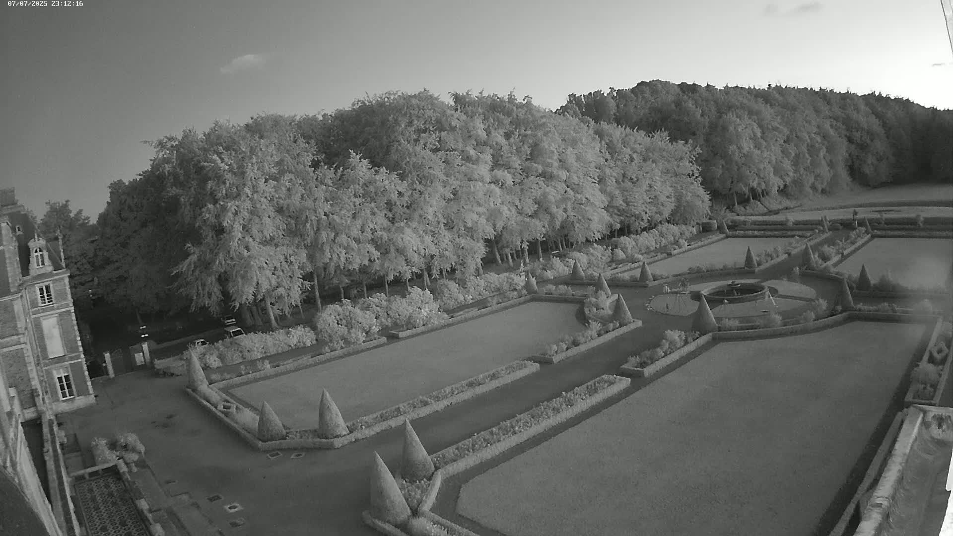 Saint-Omer- Jardin à la française (French Garden) Live Cam - Saint-Omer, Pas-de-Calais, Hauts-de-France, France