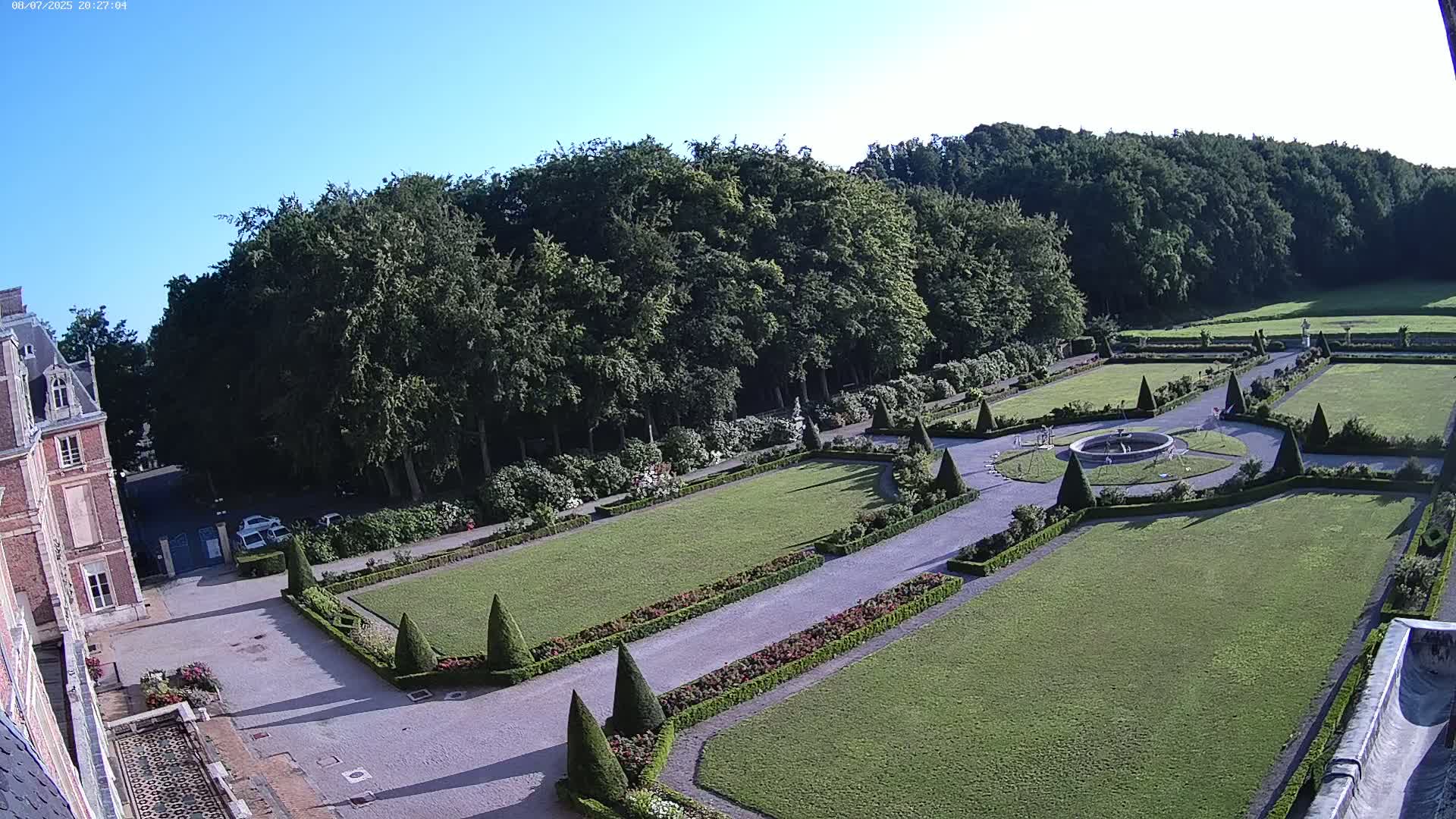 Saint-Omer- Jardin à la française (French Garden) Live Cam - Saint-Omer, Pas-de-Calais, Hauts-de-France, France