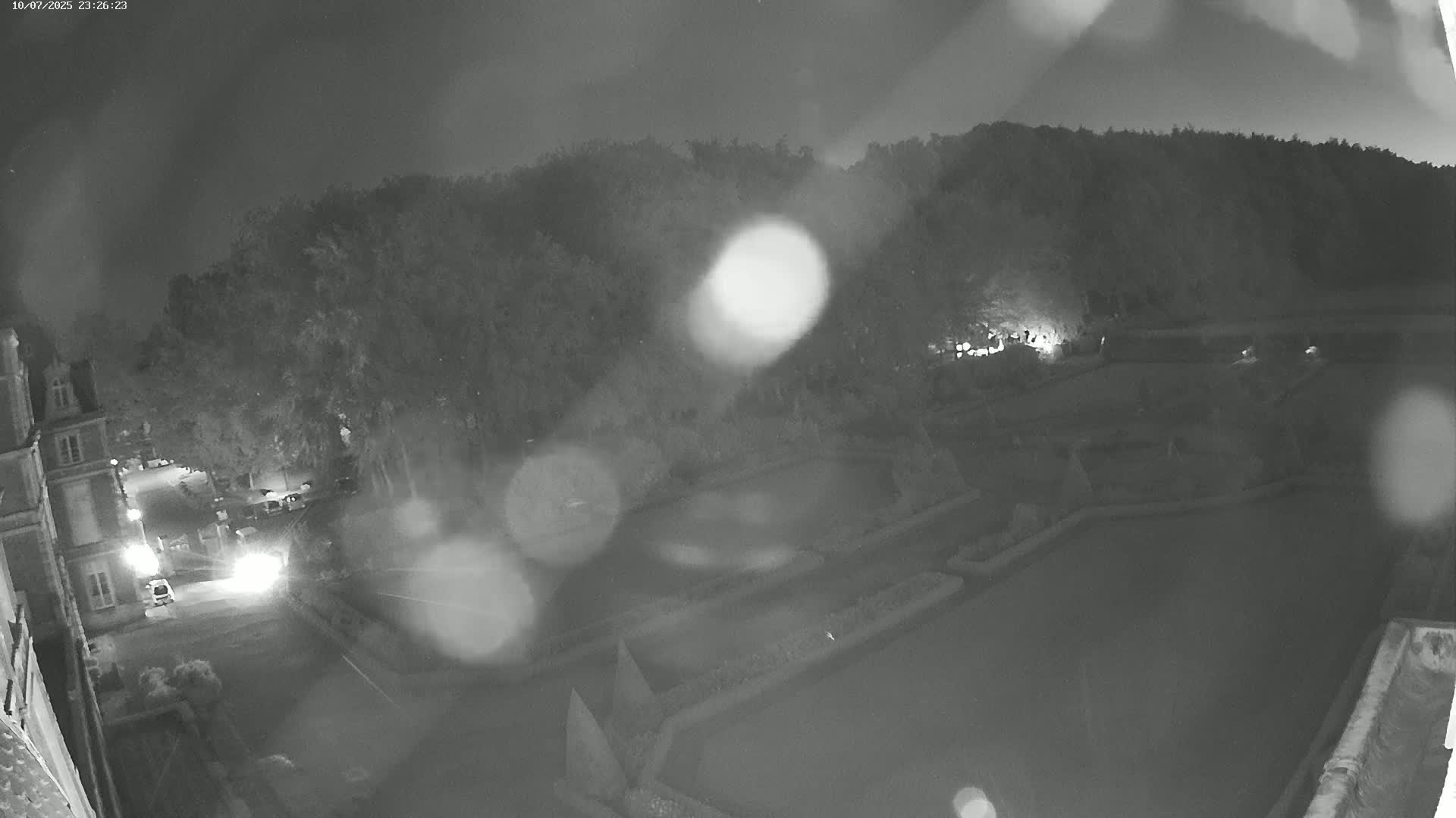 Saint-Omer- Jardin à la française (French Garden) Live Cam - Saint-Omer, Pas-de-Calais, Hauts-de-France, France