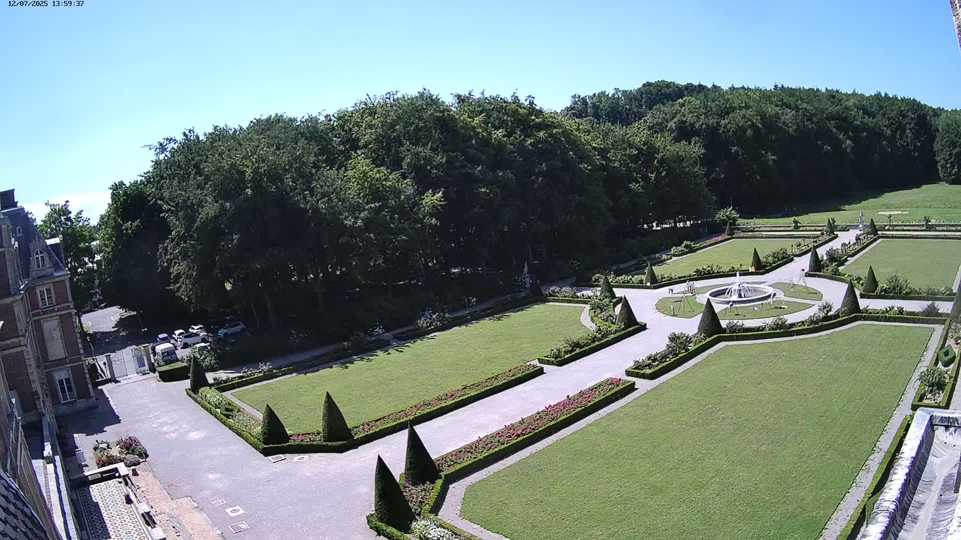 Saint-Omer- Jardin à la française (French Garden) Live Cam - Saint-Omer, Pas-de-Calais, Hauts-de-France, France