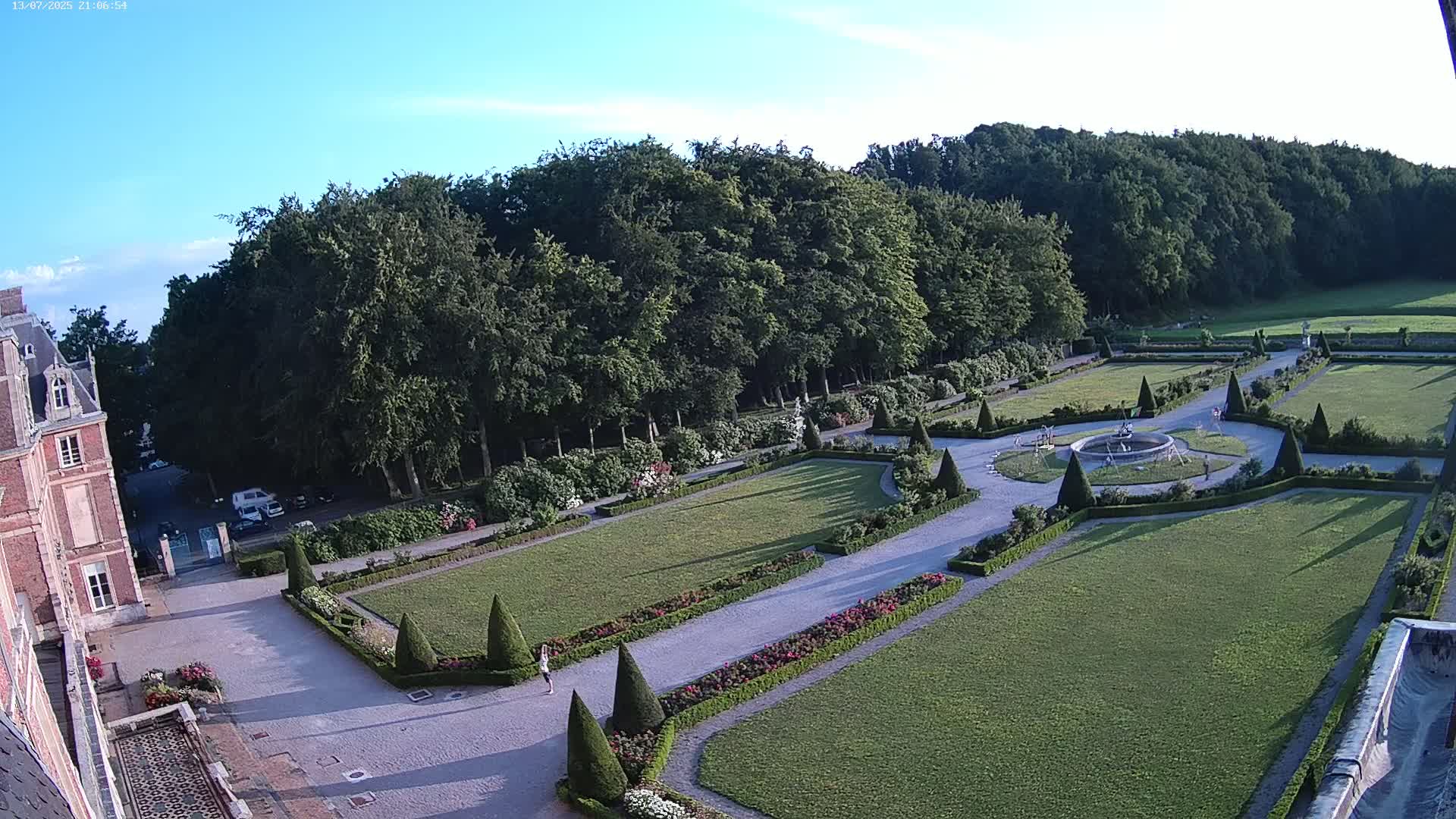 Saint-Omer- Jardin à la française (French Garden) Live Cam - Saint-Omer, Pas-de-Calais, Hauts-de-France, France