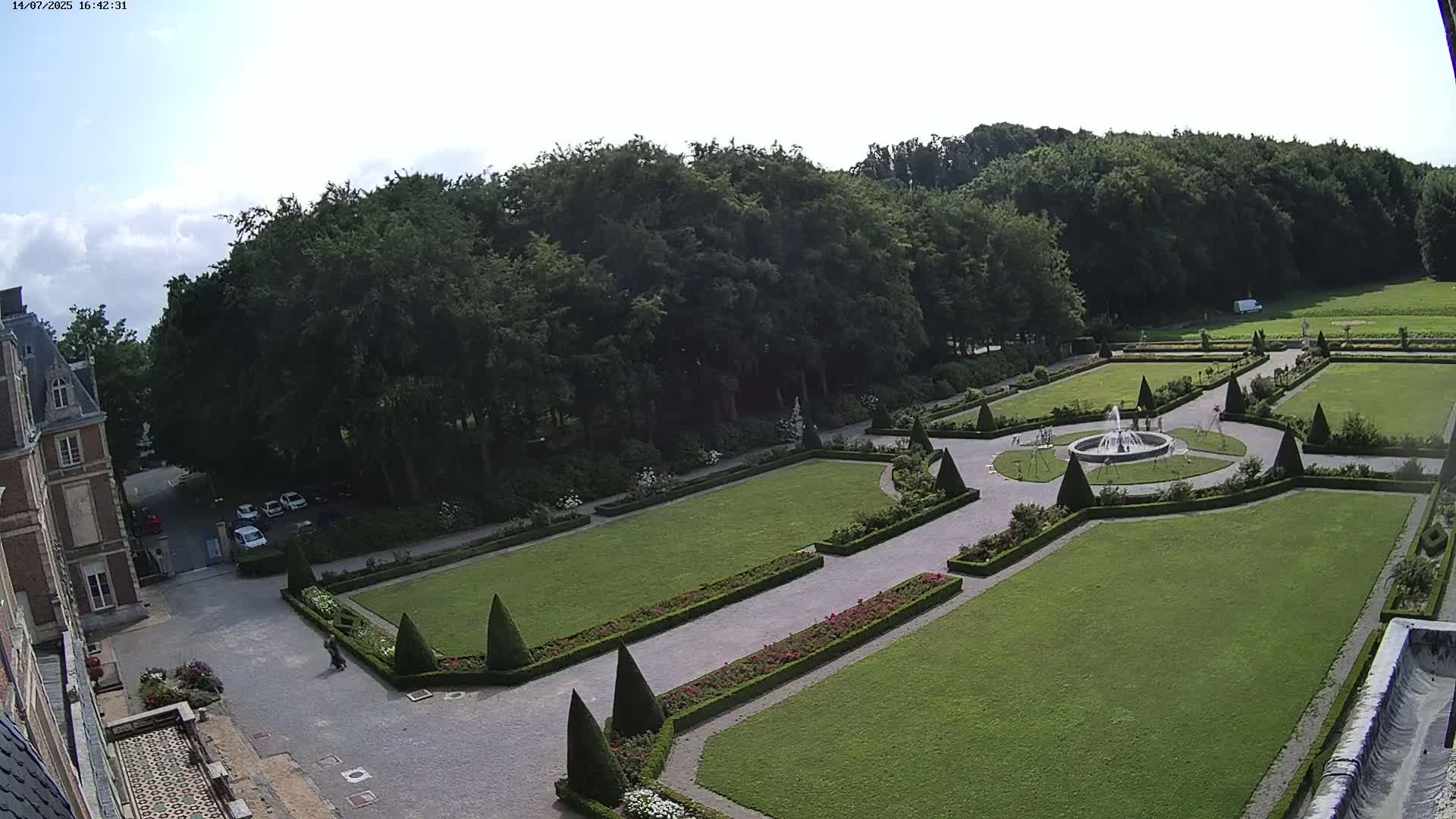 Saint-Omer- Jardin à la française (French Garden) Live Cam - Saint-Omer, Pas-de-Calais, Hauts-de-France, France