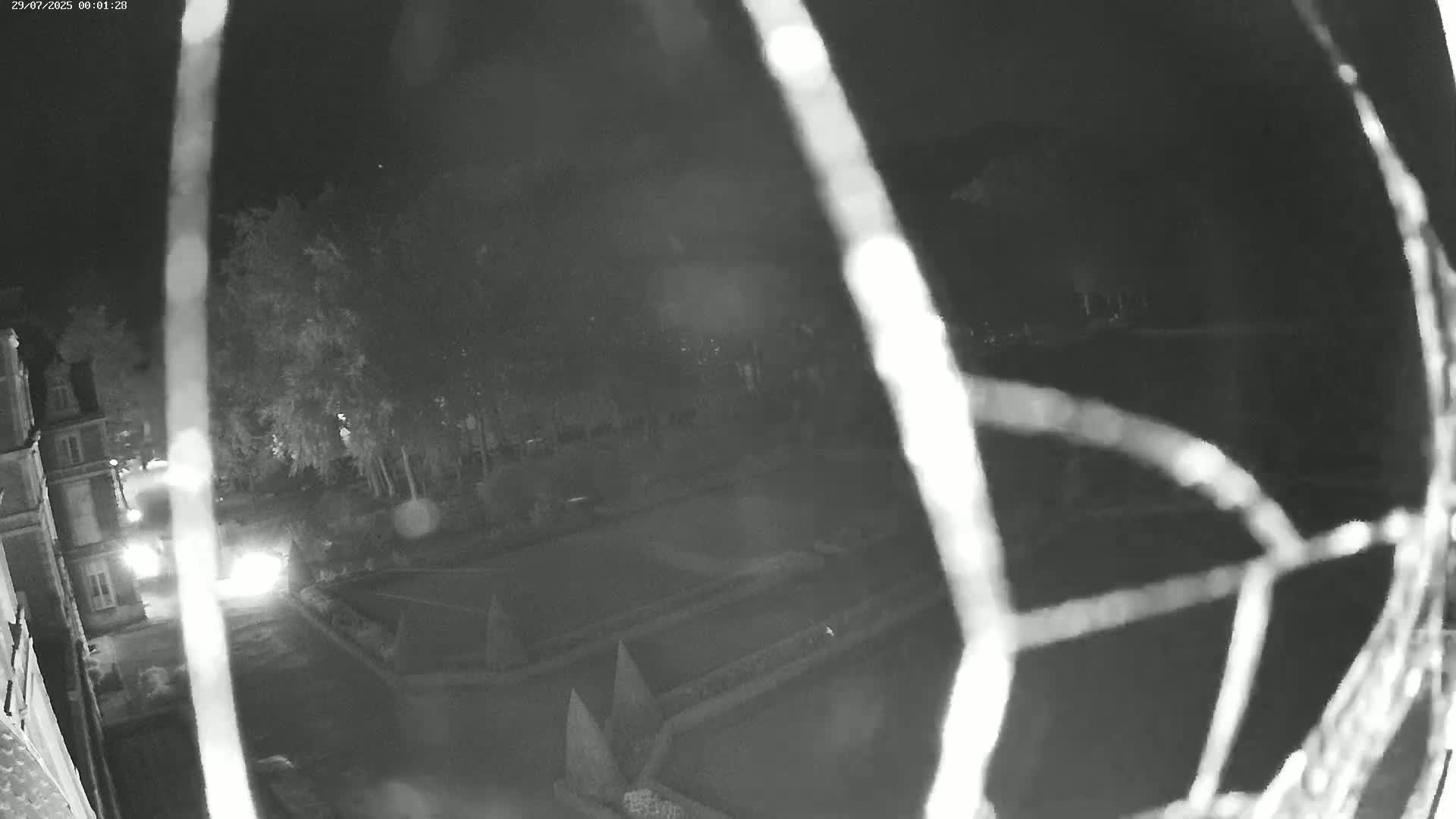 Saint-Omer- Jardin à la française (French Garden) Live Cam - Saint-Omer, Pas-de-Calais, Hauts-de-France, France