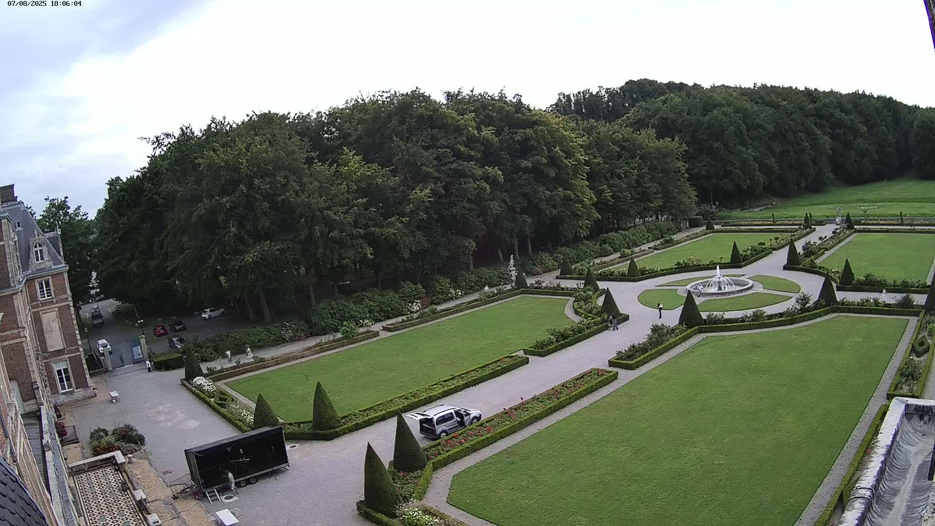 Saint-Omer- Jardin à la française (French Garden) Live Cam - Saint-Omer, Pas-de-Calais, Hauts-de-France, France