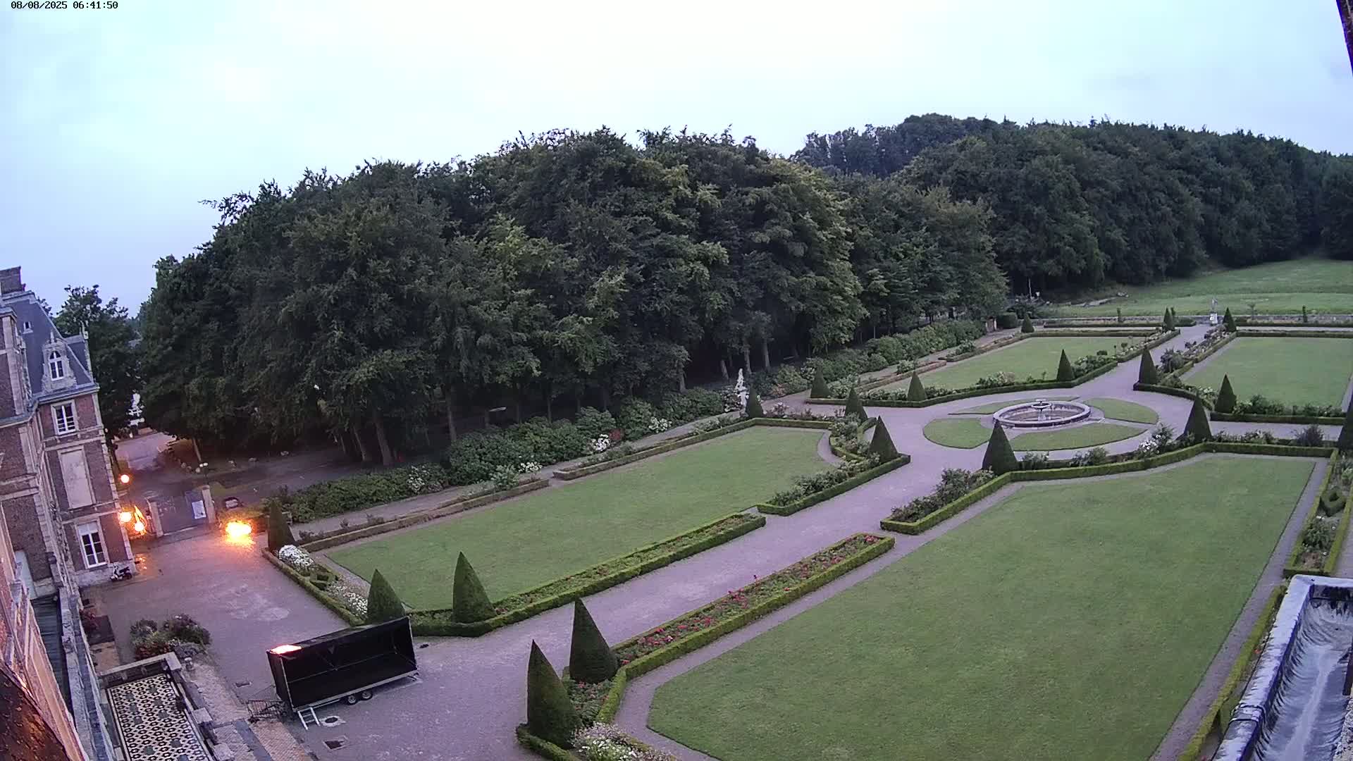 Saint-Omer- Jardin à la française (French Garden) Live Cam - Saint-Omer, Pas-de-Calais, Hauts-de-France, France