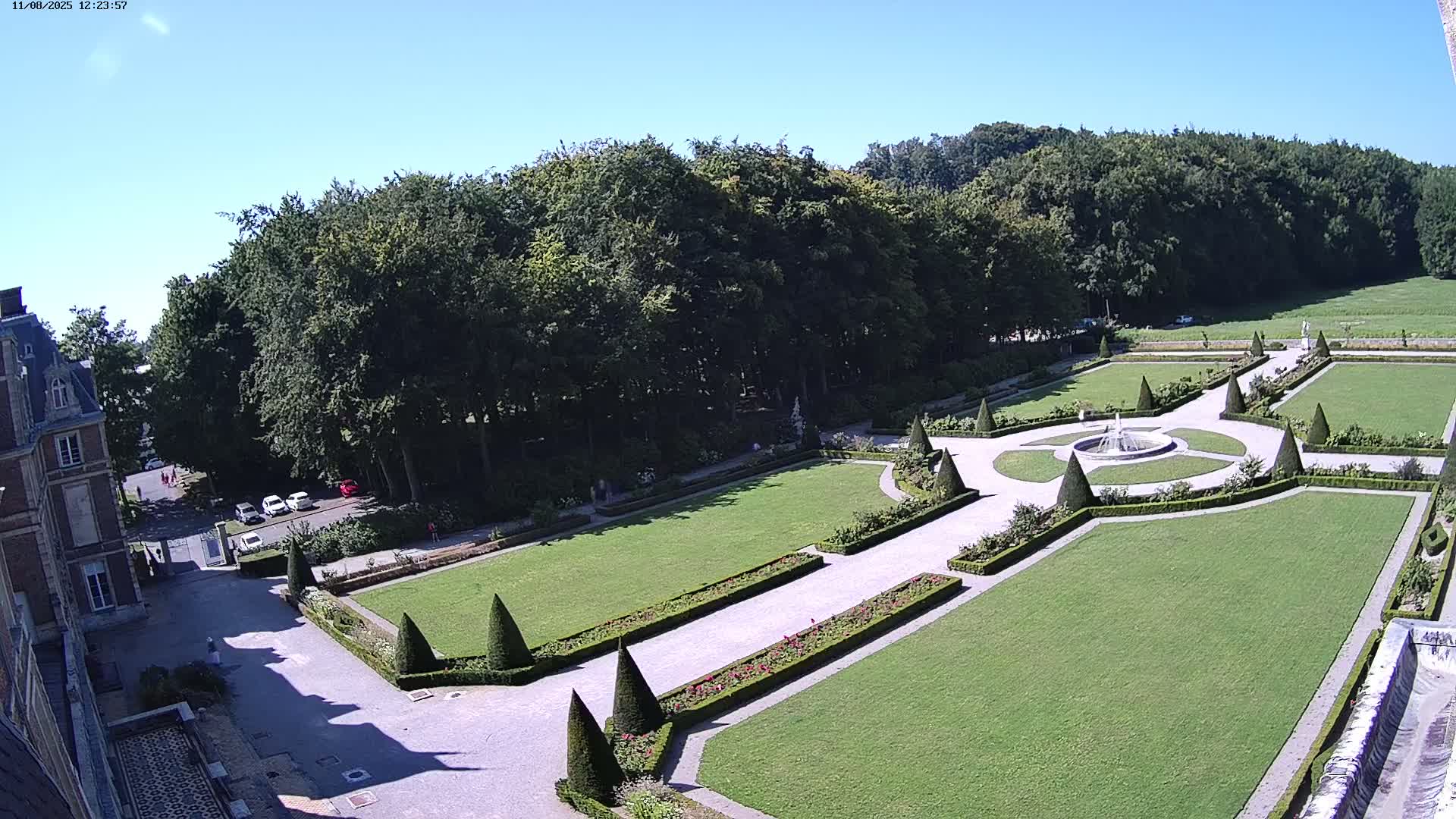Saint-Omer- Jardin à la française (French Garden) Live Cam - Saint-Omer, Pas-de-Calais, Hauts-de-France, France