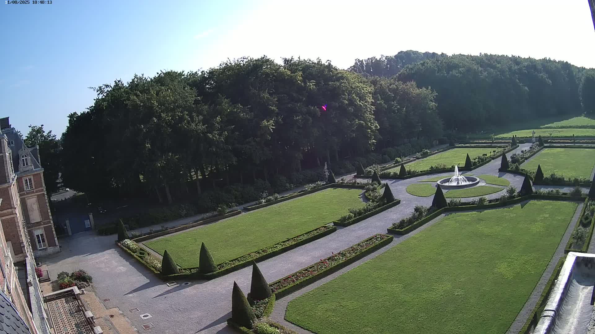 Saint-Omer- Jardin à la française (French Garden) Live Cam - Saint-Omer, Pas-de-Calais, Hauts-de-France, France