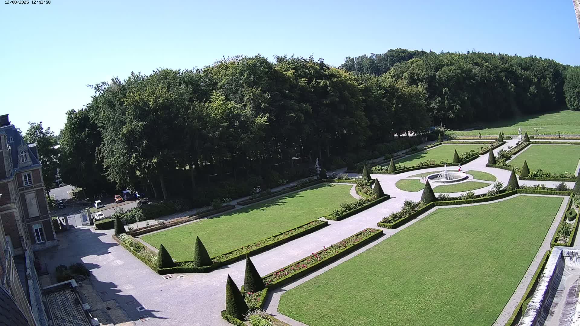 Saint-Omer- Jardin à la française (French Garden) Live Cam - Saint-Omer, Pas-de-Calais, Hauts-de-France, France