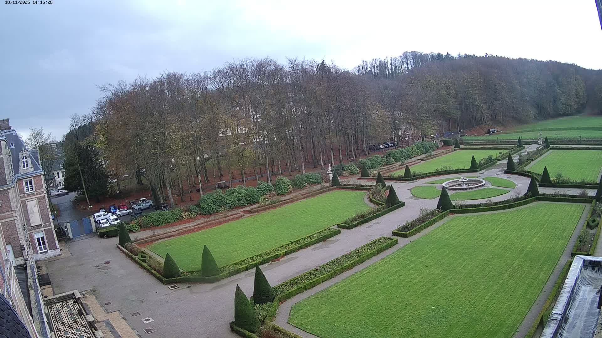 Saint-Omer- Jardin à la française (French Garden) Live Cam - Saint-Omer, Pas-de-Calais, Hauts-de-France, France