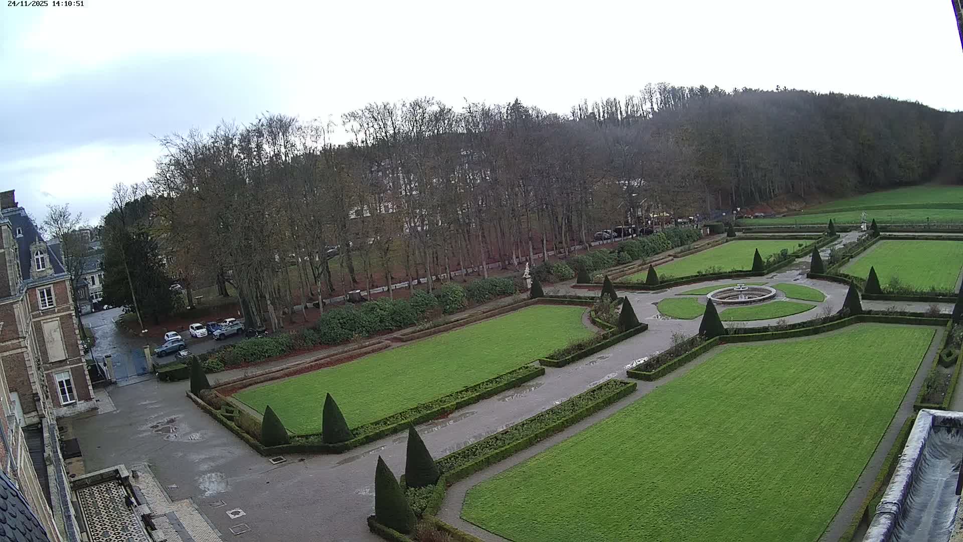 Saint-Omer- Jardin à la française (French Garden) Live Cam - Saint-Omer, Pas-de-Calais, Hauts-de-France, France
