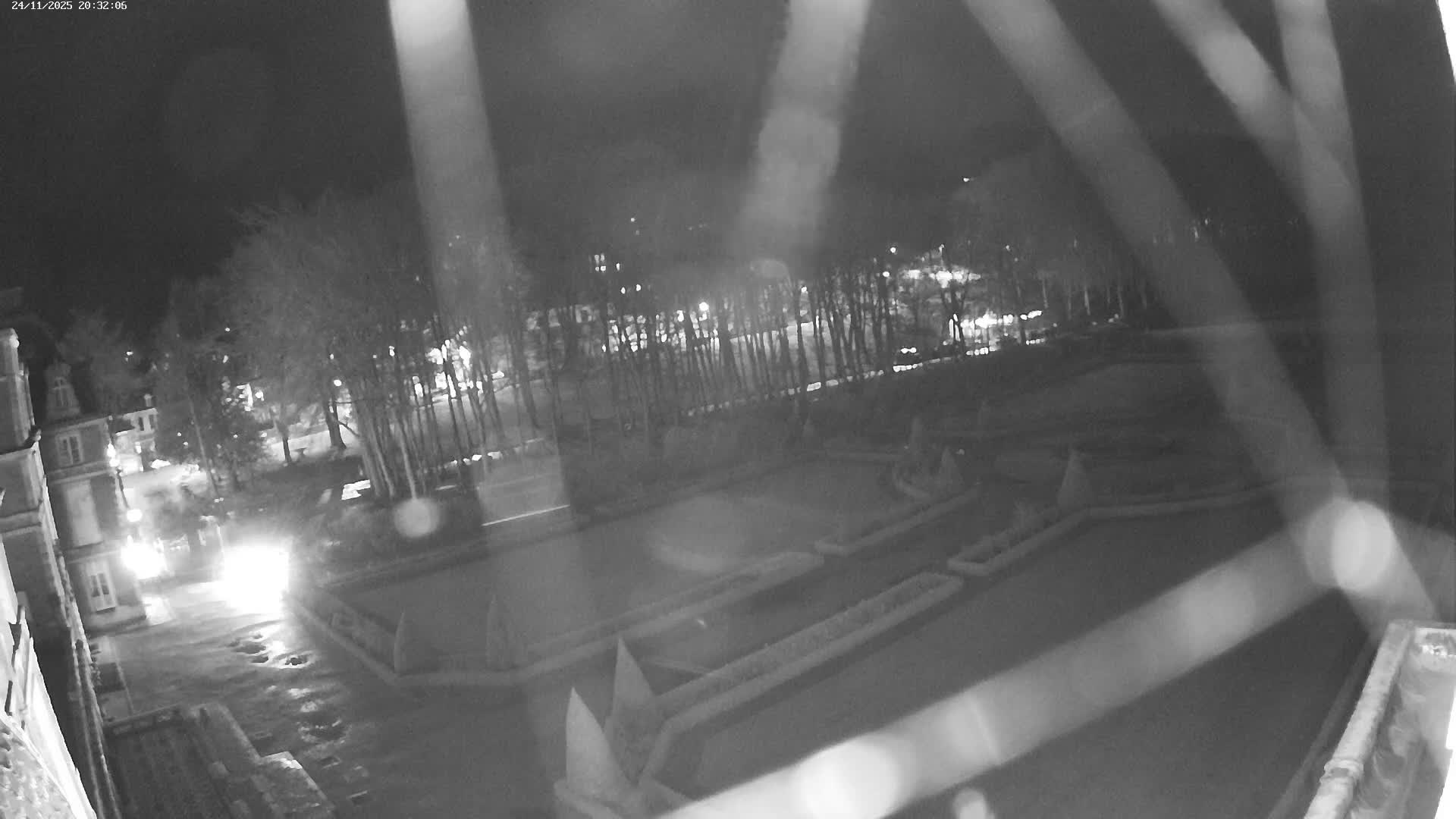 Saint-Omer- Jardin à la française (French Garden) Live Cam - Saint-Omer, Pas-de-Calais, Hauts-de-France, France