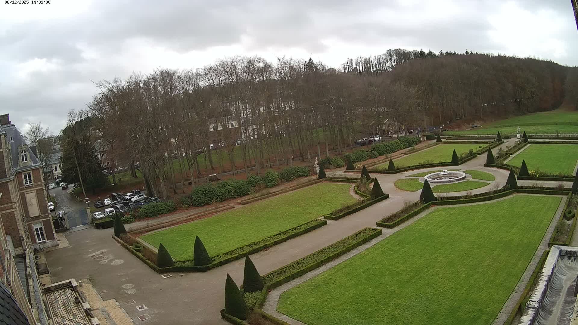 Saint-Omer- Jardin à la française (French Garden) Live Cam - Saint-Omer, Pas-de-Calais, Hauts-de-France, France